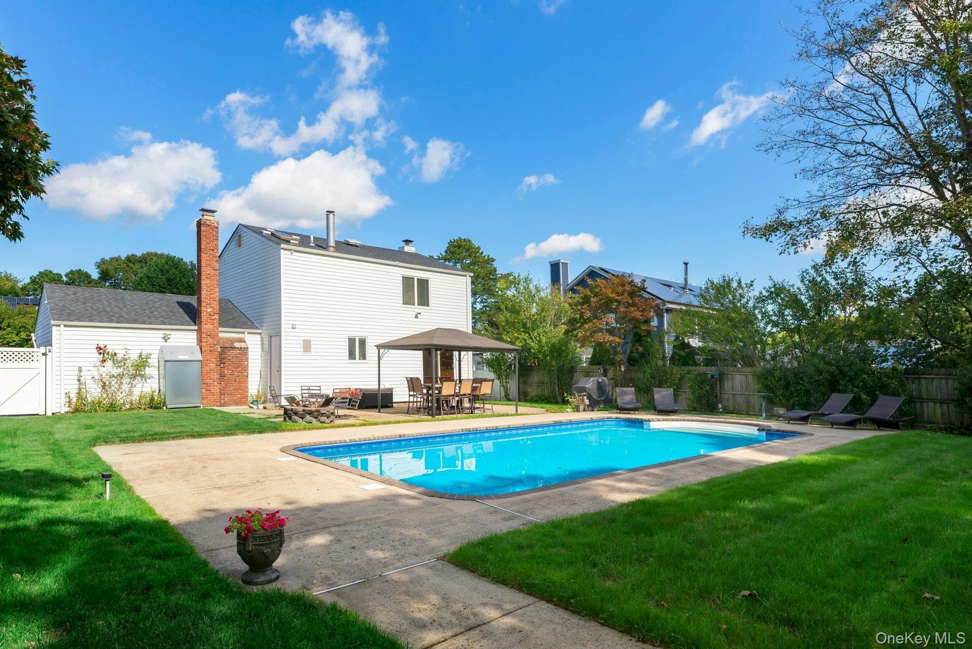 16 Hilltop Lane thumbnail 18