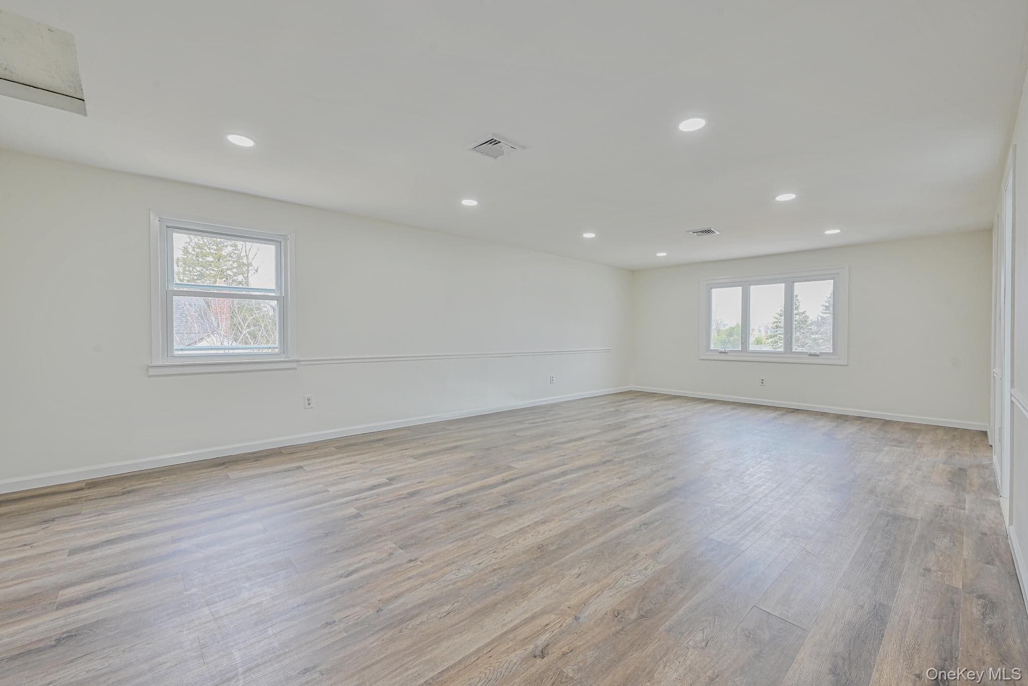 100 Morris Parkway thumbnail 14