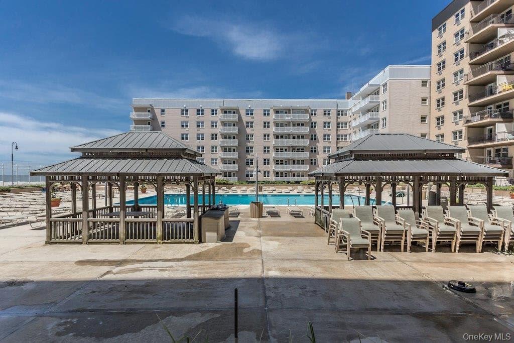 25 Neptune Boulevard Unit: 2nd Floor Apt. E thumbnail 18