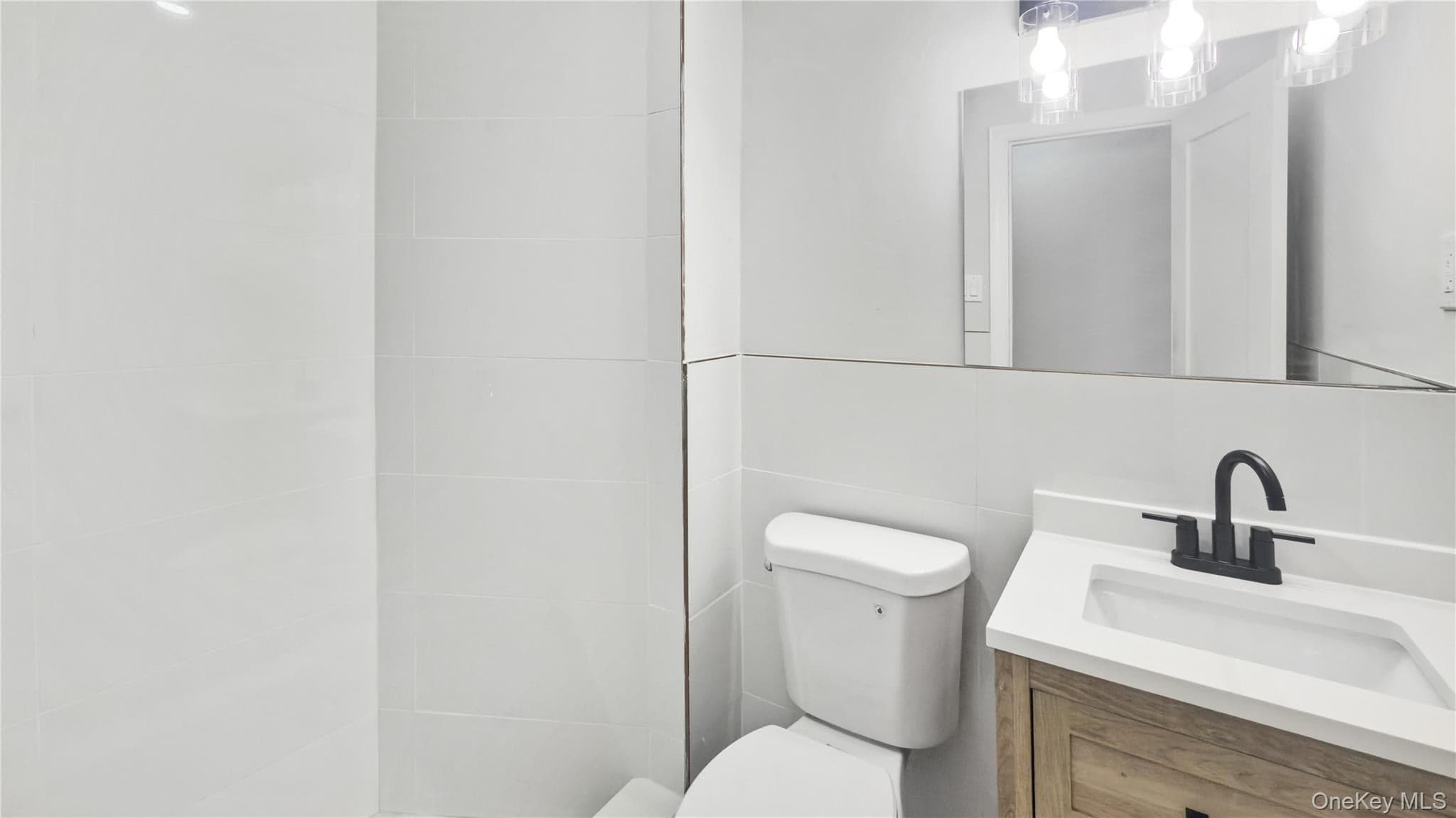 1180 Woodfield Road thumbnail 24
