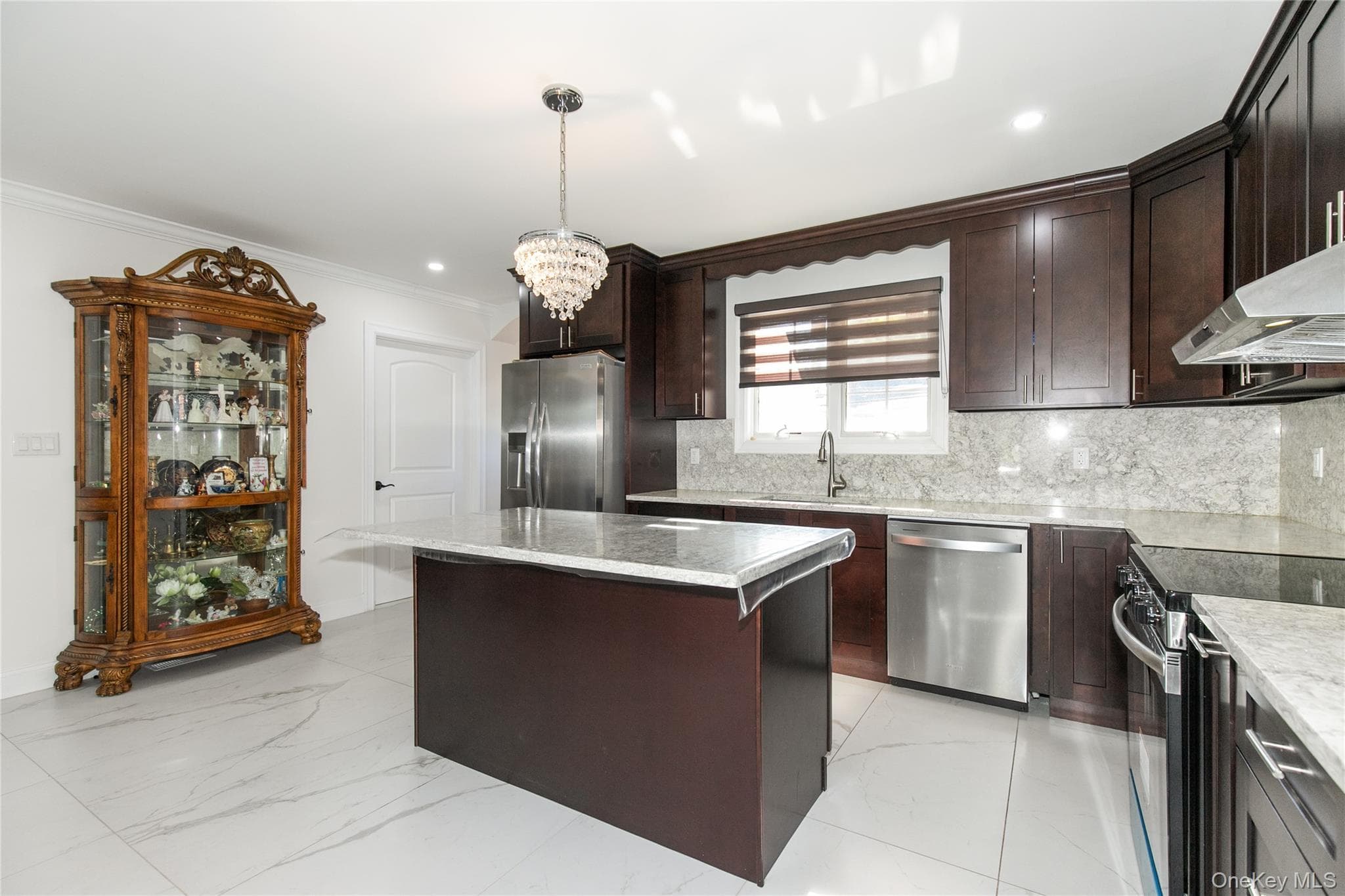 1519 New Hyde Park Drive thumbnail 22