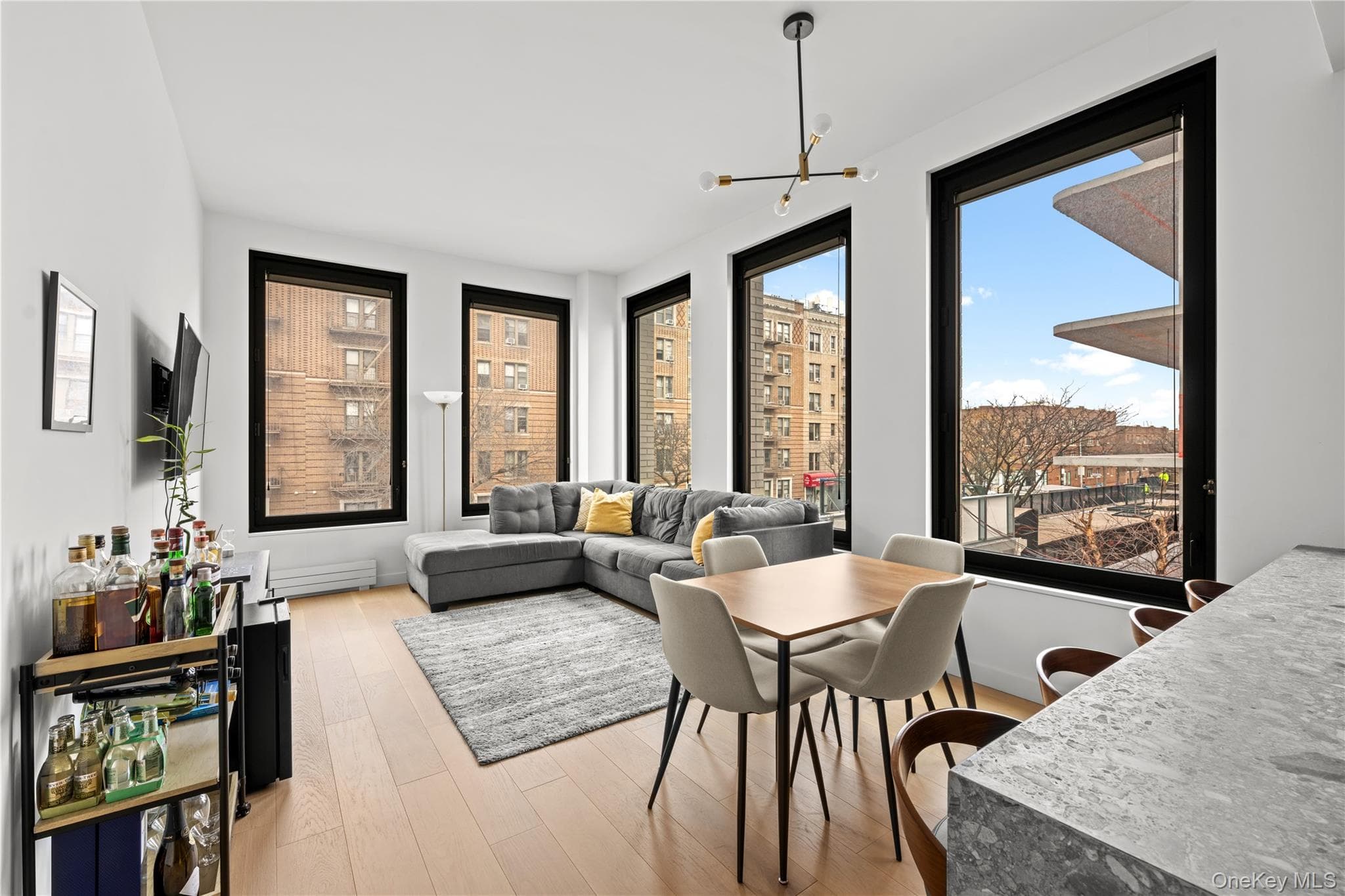 21-21 31st Street Unit: 2L thumbnail 2