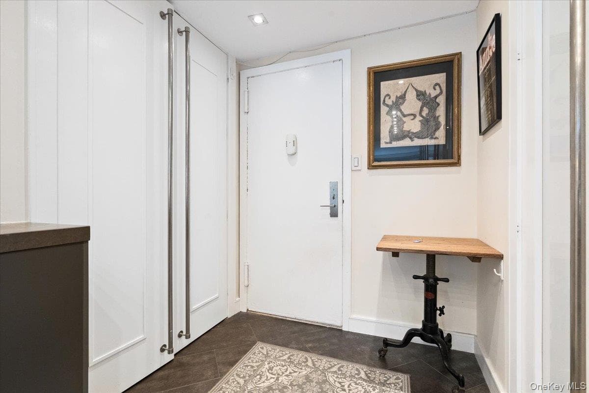 310 E 70th Street Unit: 1A thumbnail 3