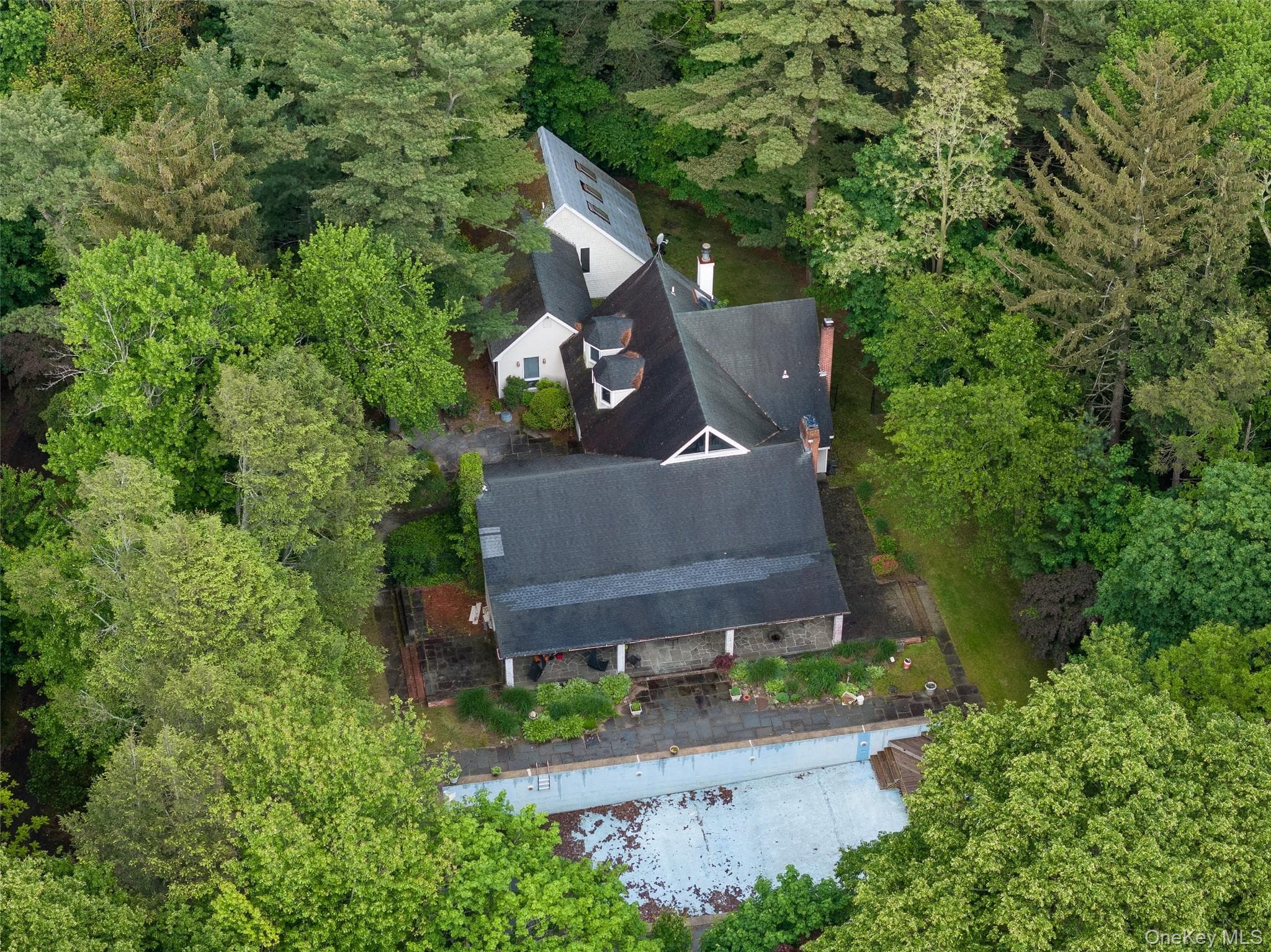 8 Woodstock Court thumbnail 9