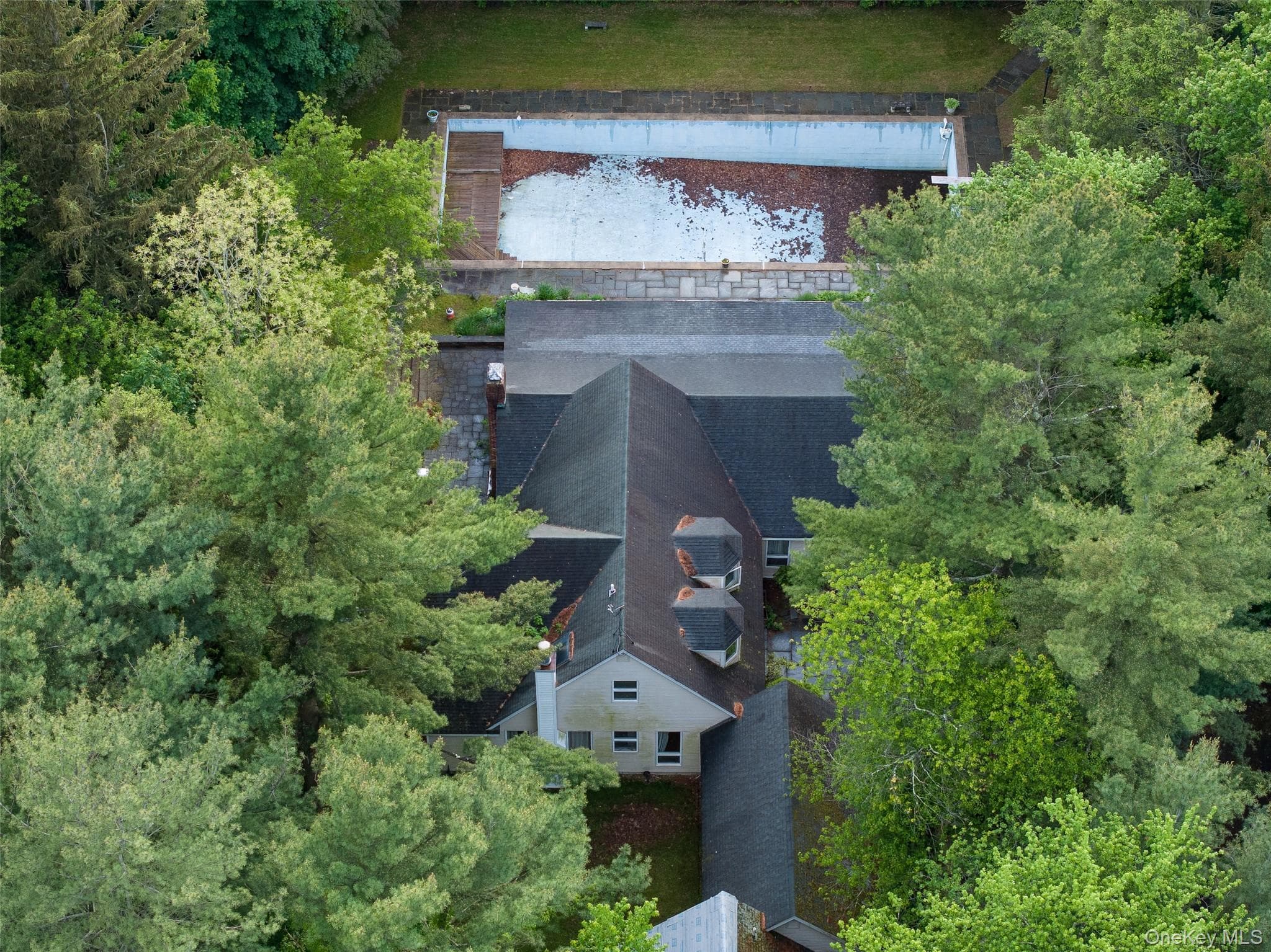 8 Woodstock Court thumbnail 4