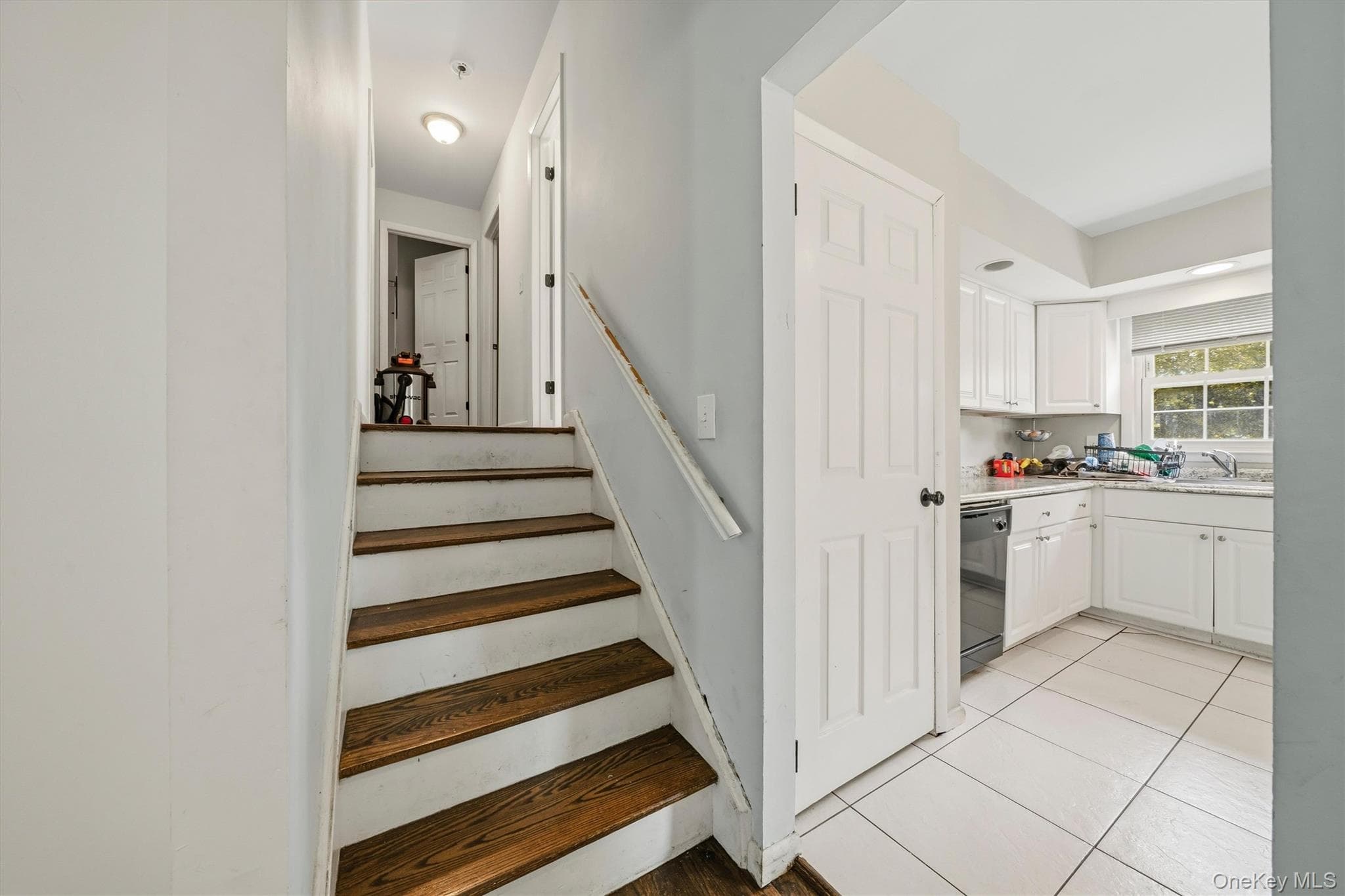 115 E Main Street thumbnail 7
