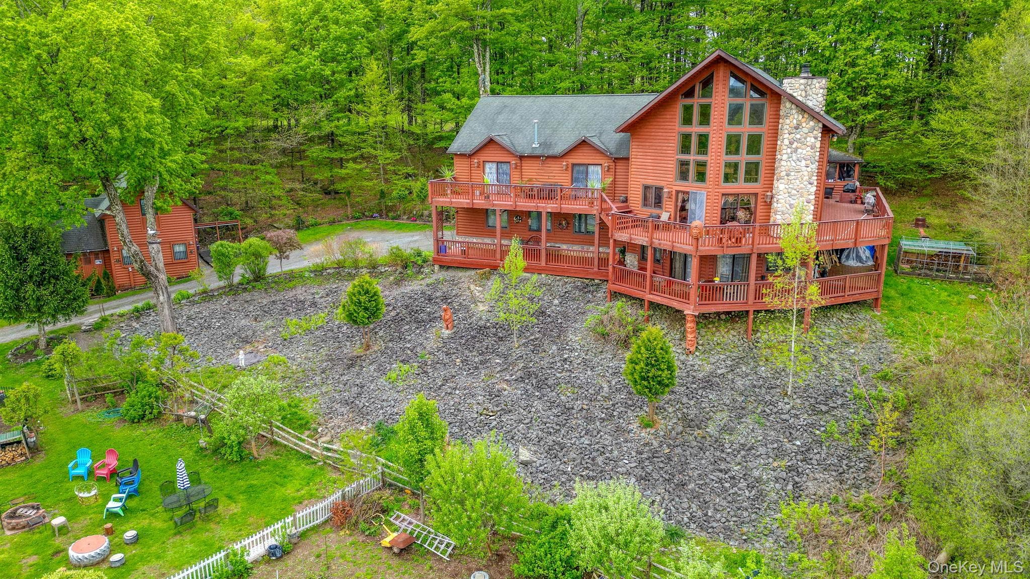 969 Hurd Road photo 1