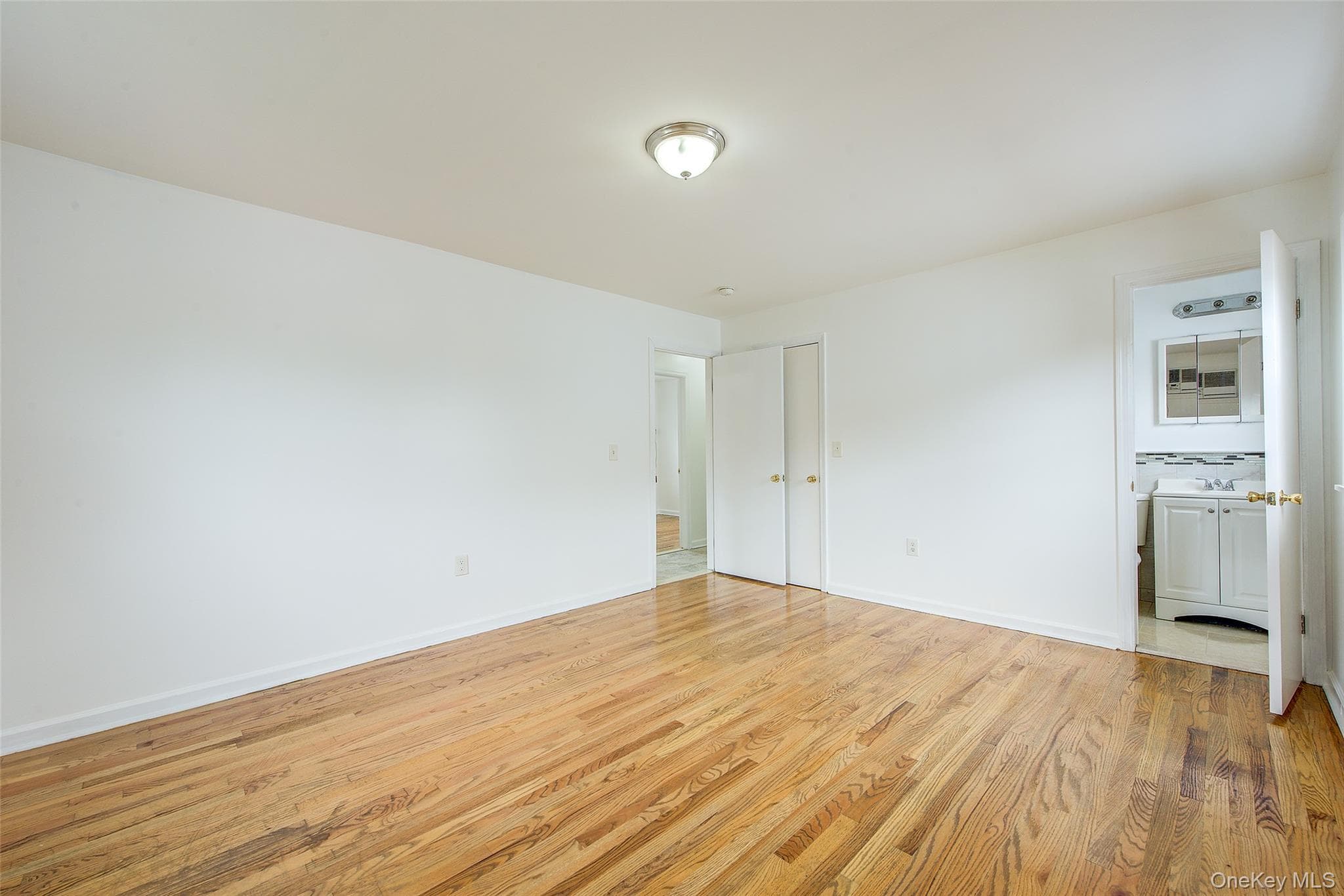 146-20 28th Avenue thumbnail 39