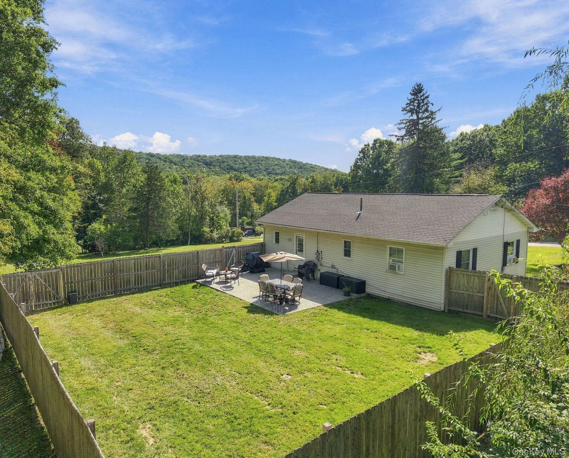 15 Countryman Lane thumbnail 22