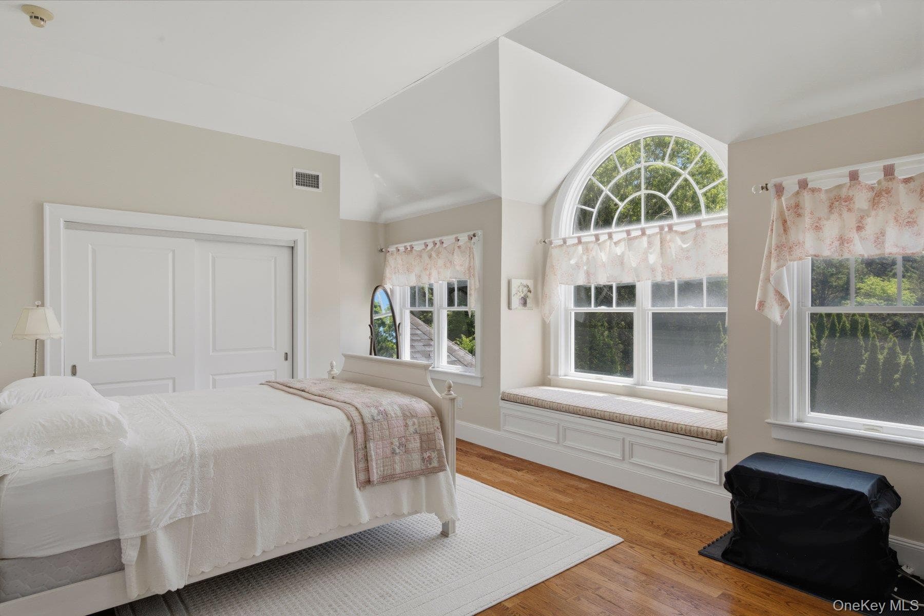 19 Cedarfield Lane thumbnail 24