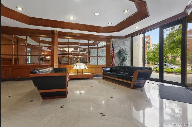 3333 Henry Hudson Parkway Unit: 2A thumbnail 22