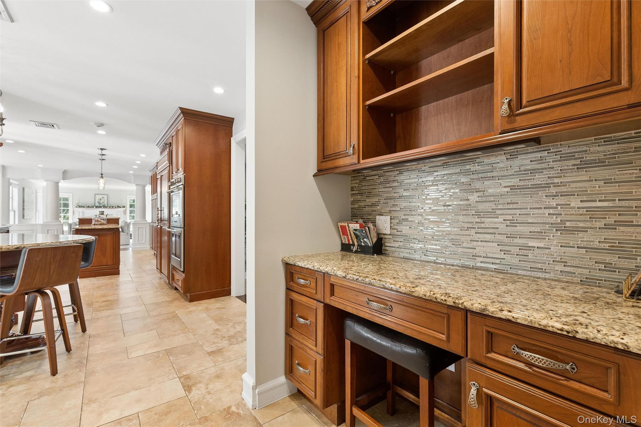 45 Blue Point Avenue thumbnail 18
