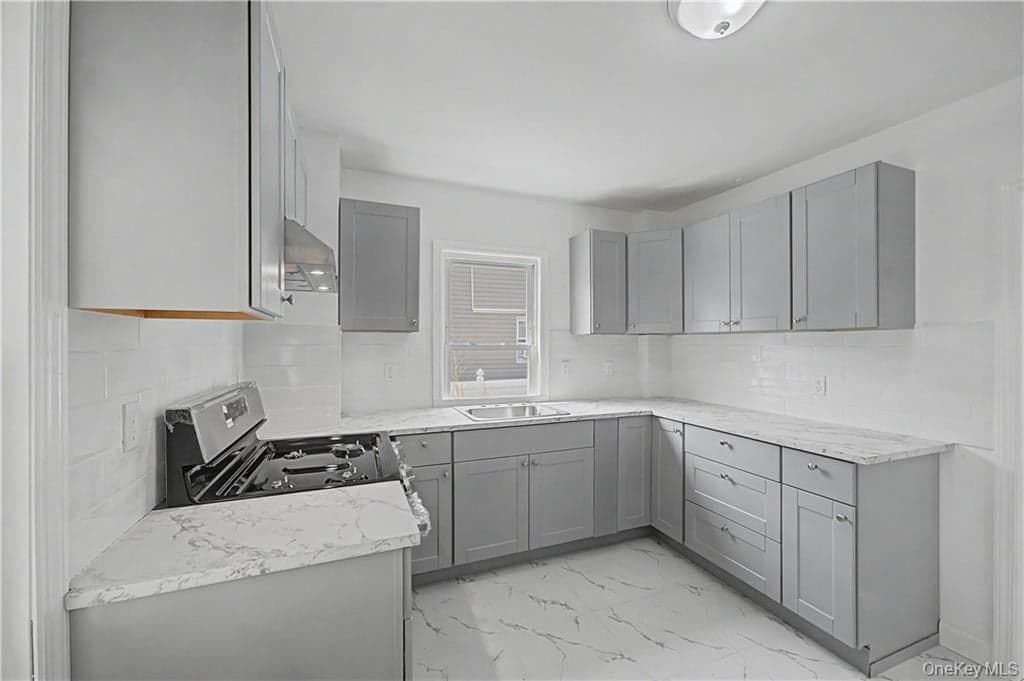 145-37 179th Street thumbnail 23