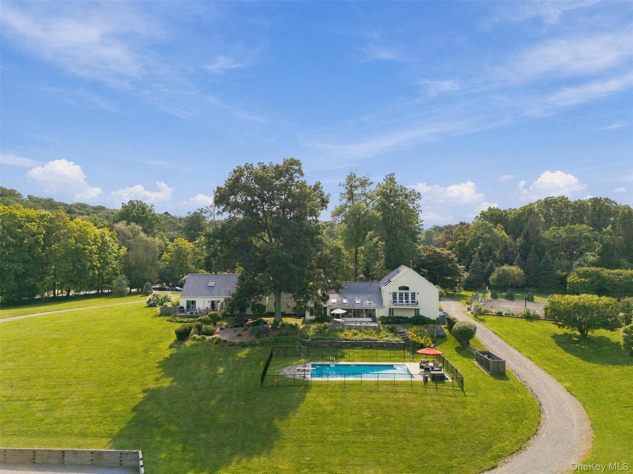 160 Couch Road thumbnail 4
