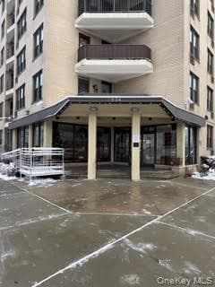 1874 Pelham Parkway Unit: 5C thumbnail 2