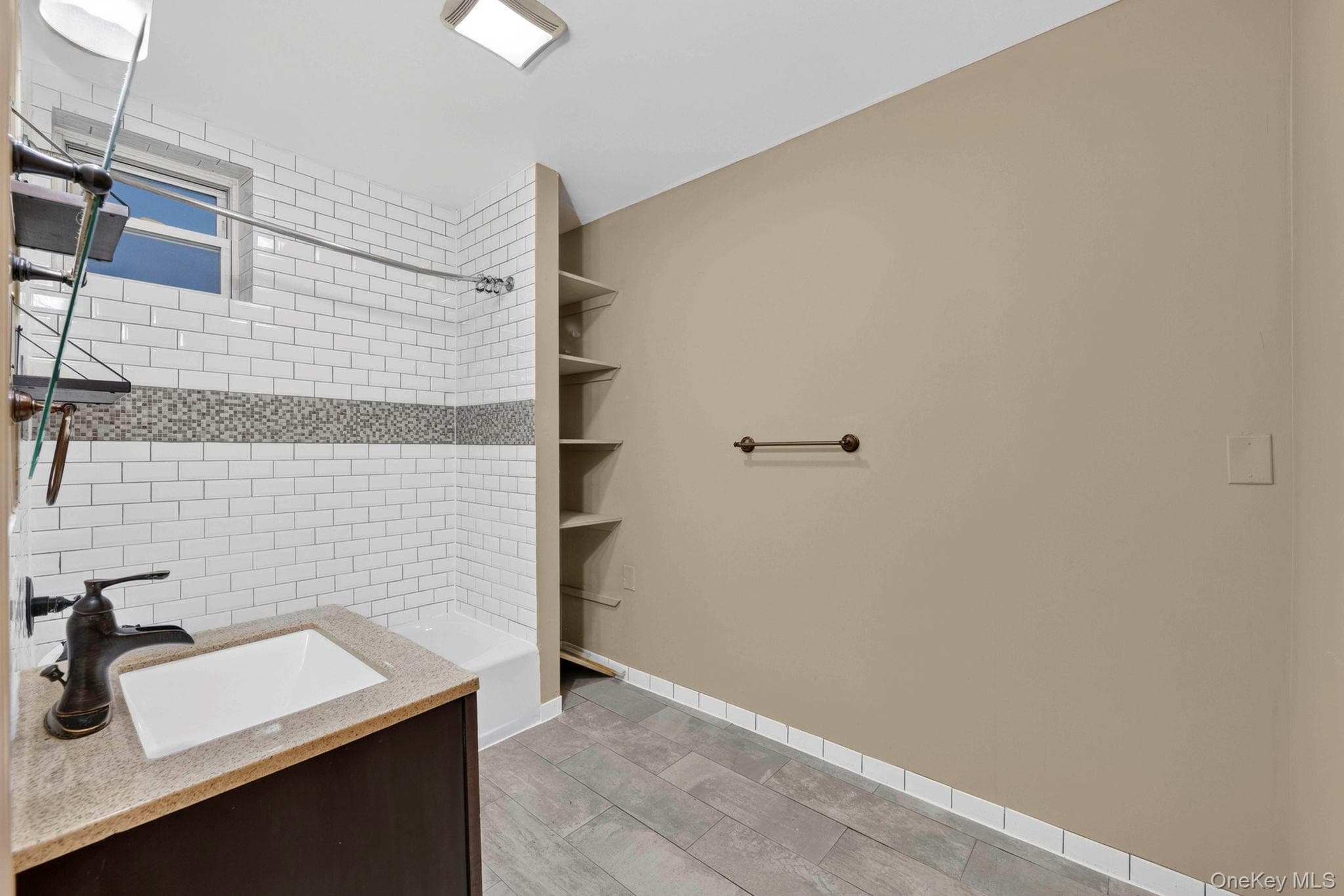 237 135th Street Unit: 4A thumbnail 9