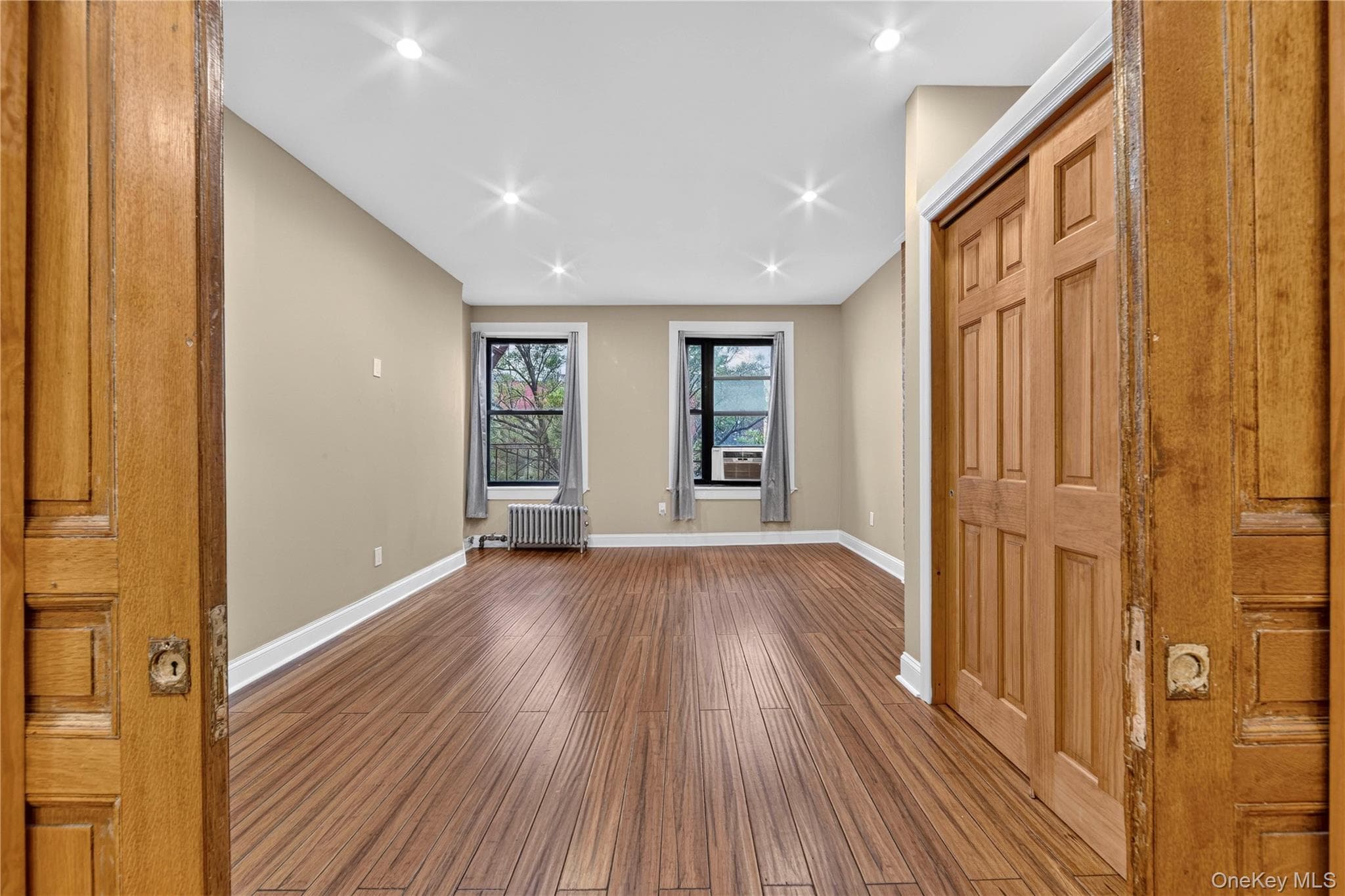 237 135th Street Unit: 4A thumbnail 5