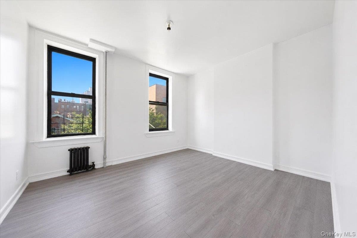 425 E 153 Street Unit: 3A thumbnail 4