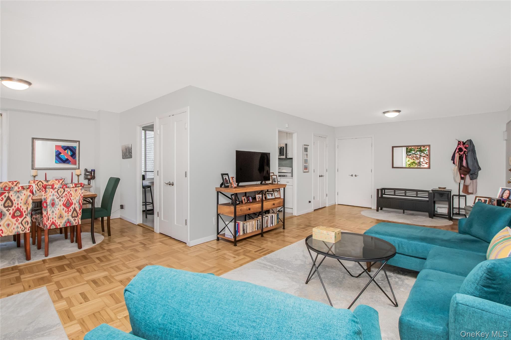 3333 Henry Hudson Parkway Unit: 2R thumbnail 2