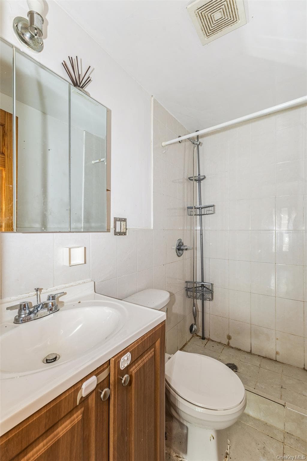 57-35 Lawrence St St Unit: CF-BA thumbnail 11