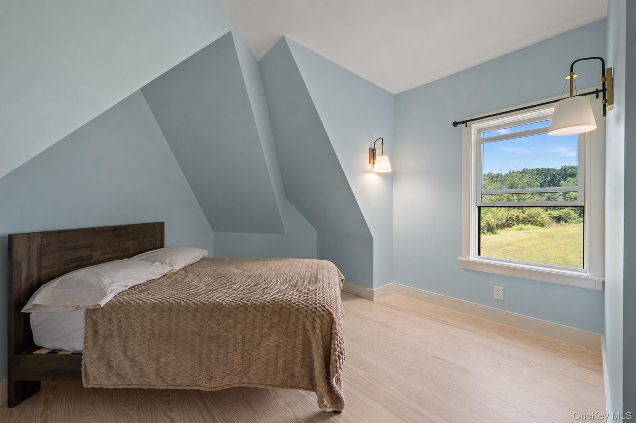 1105 East Ancram Road thumbnail 11