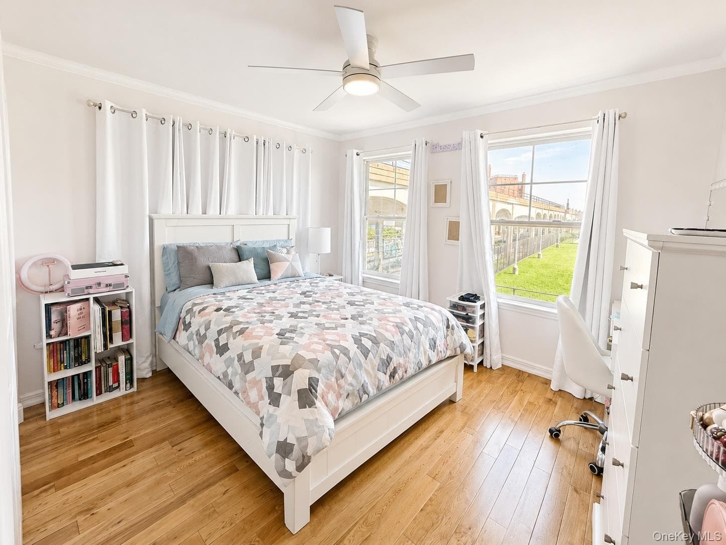 252 Beach Breeze Place thumbnail 12