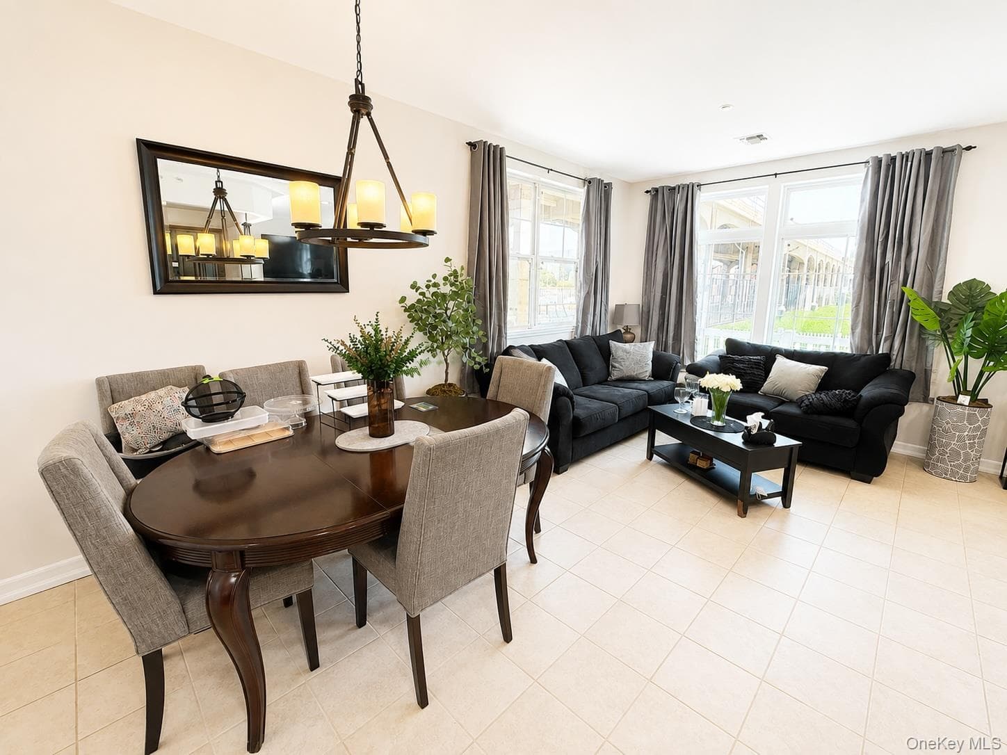 252 Beach Breeze Place thumbnail 5