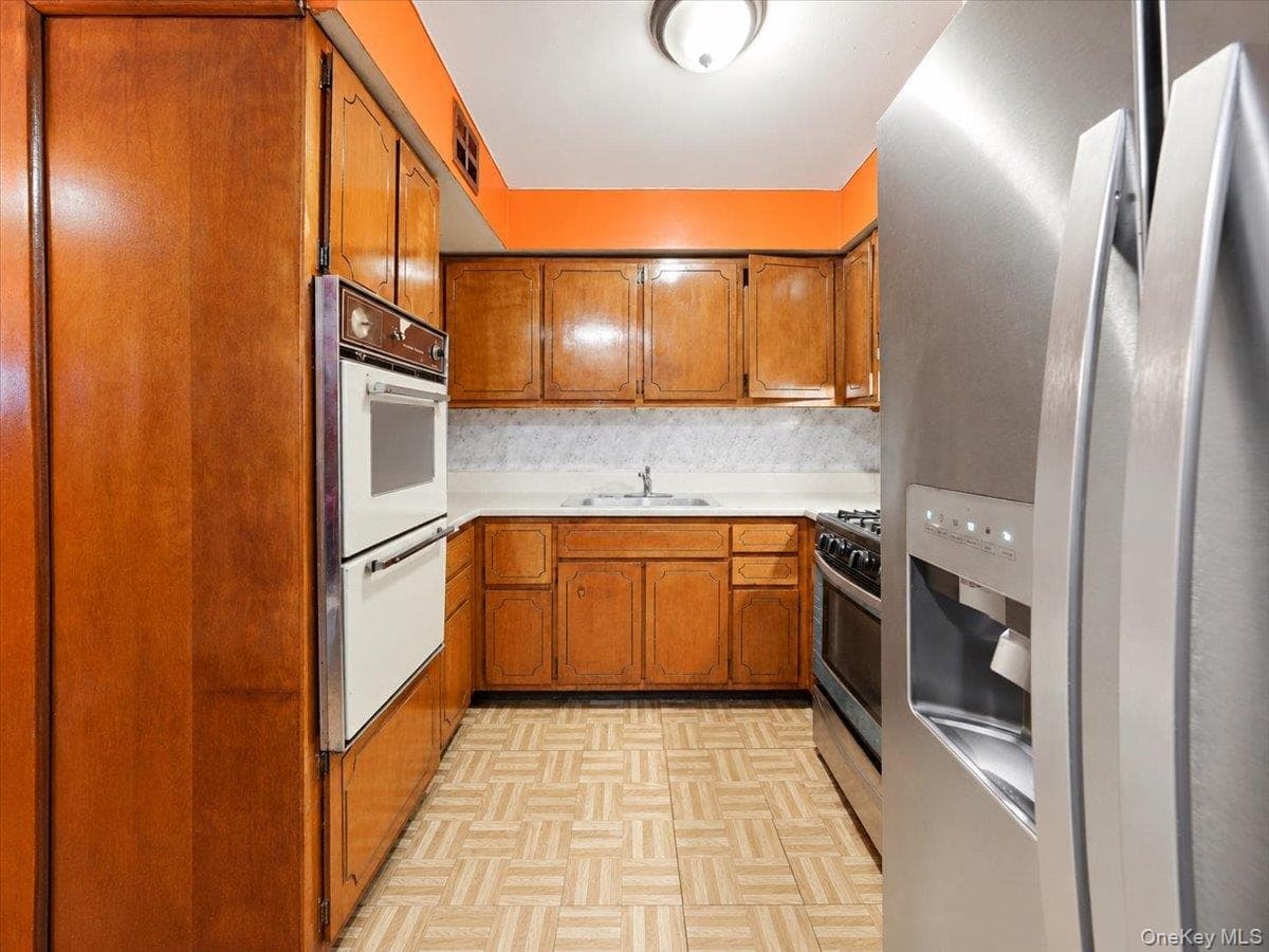 3919 Grace Avenue thumbnail 8