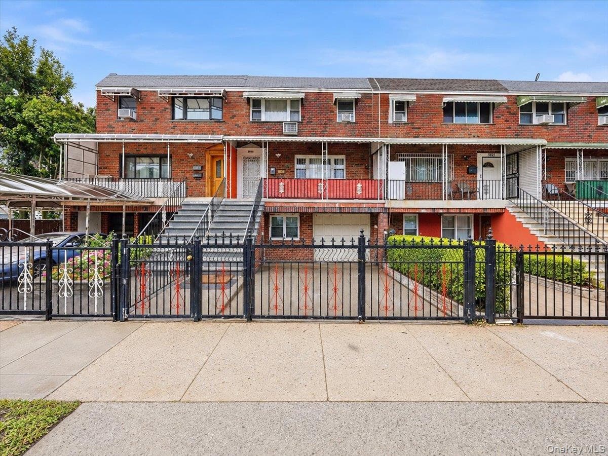 3919 Grace Avenue thumbnail 5