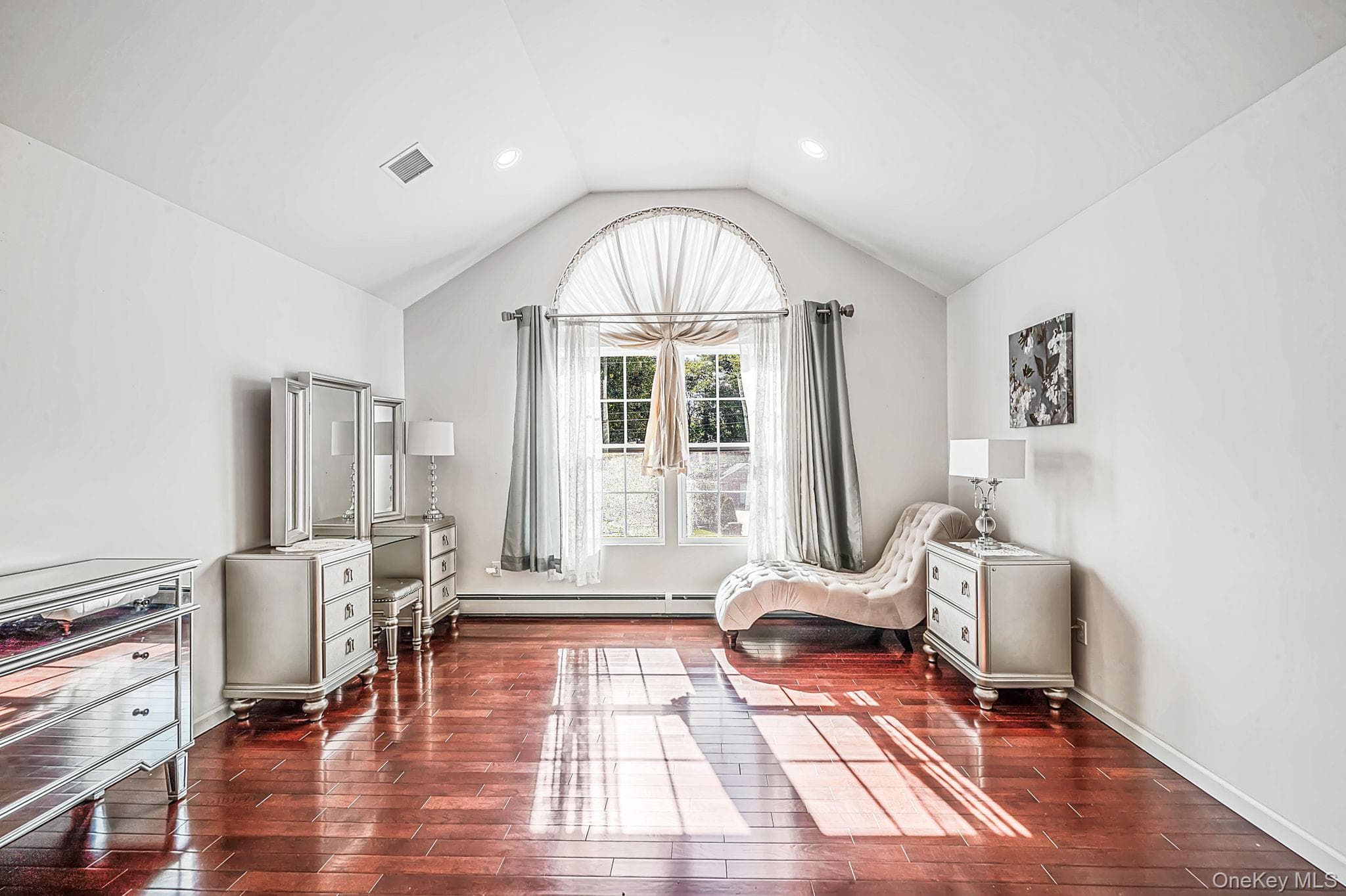 13 Glenmore Avenue thumbnail 14