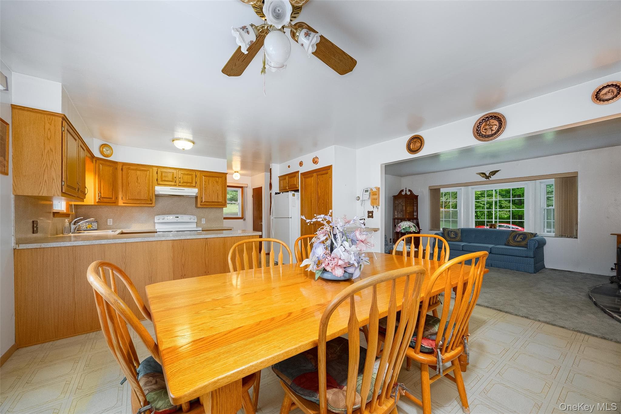404 Schultz Hill Road thumbnail 9