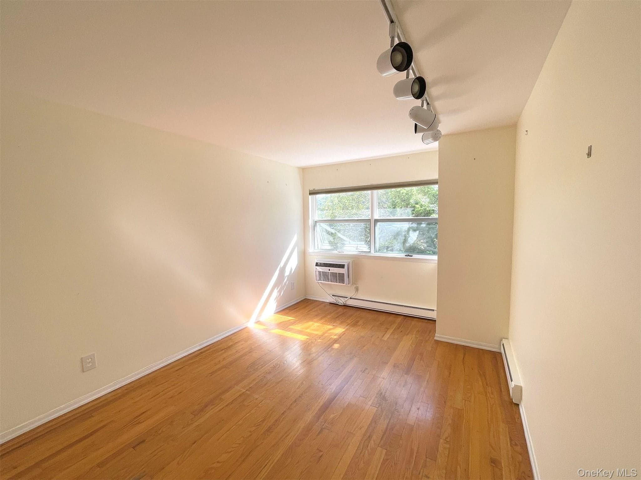 750 Lido Boulevard Unit: 24b upper thumbnail 9