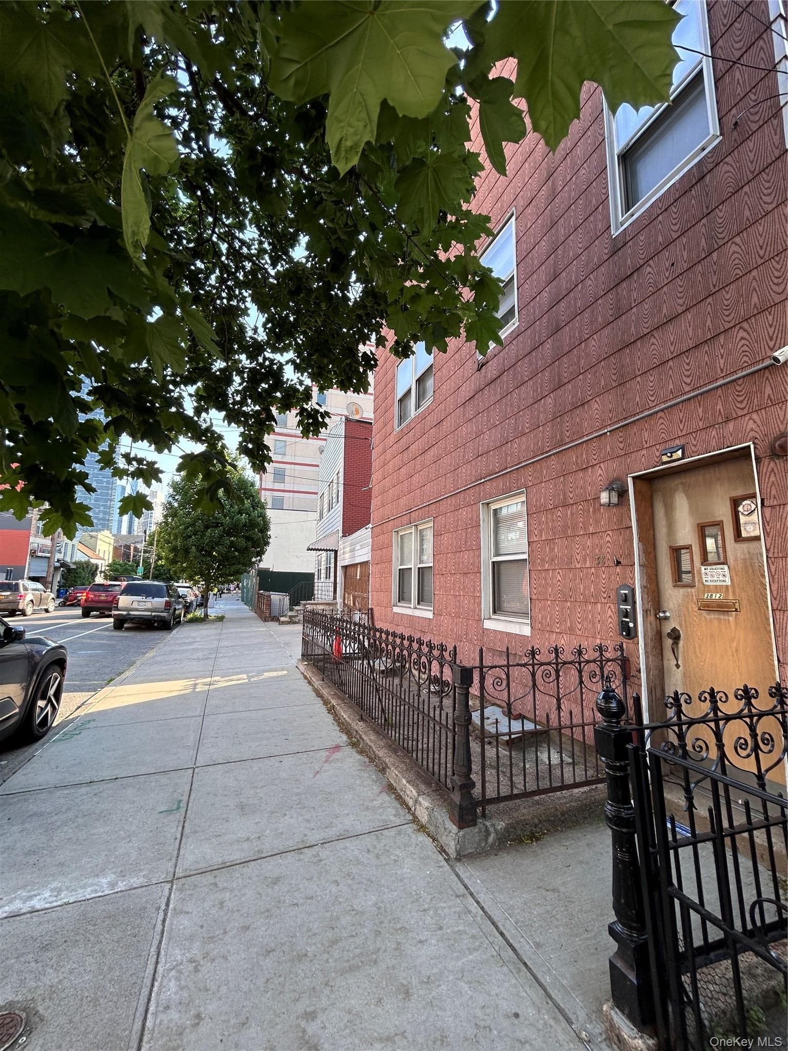 38-12 28th Street thumbnail 6
