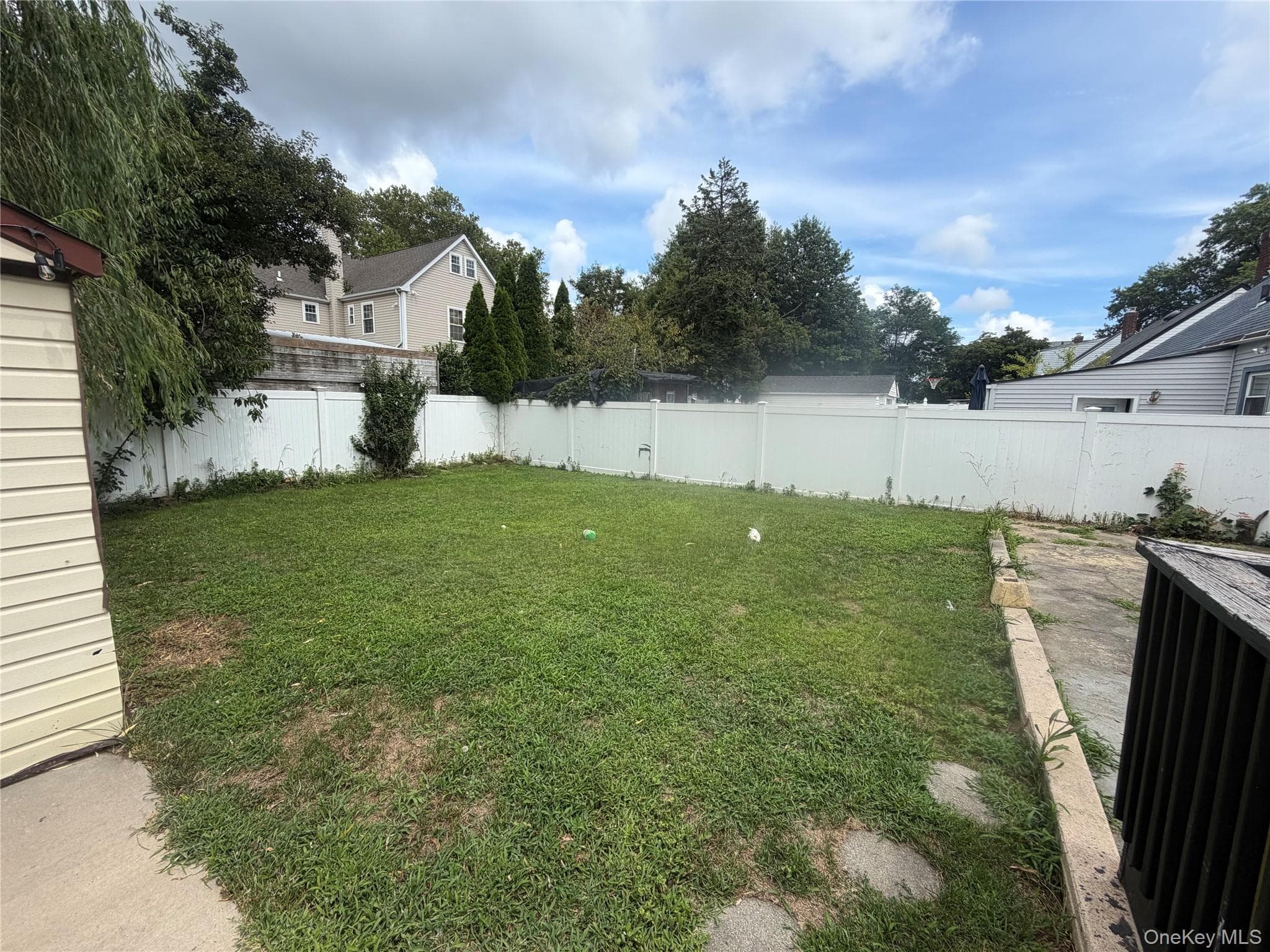 1556 Adams Street thumbnail 20
