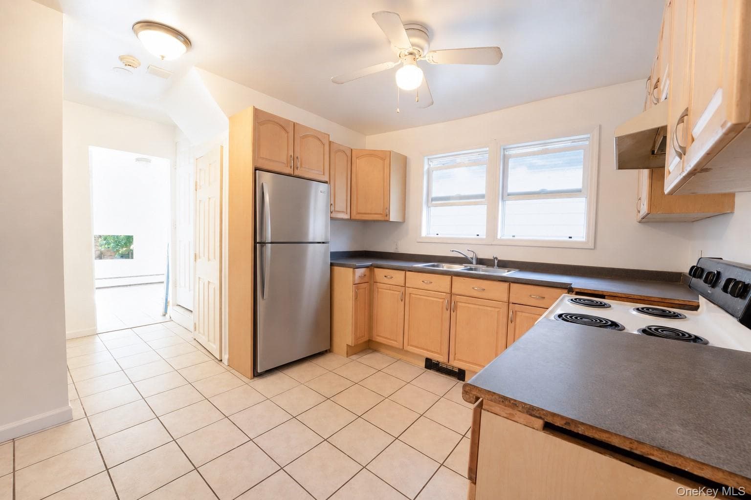 144 Winnikee Avenue thumbnail 19