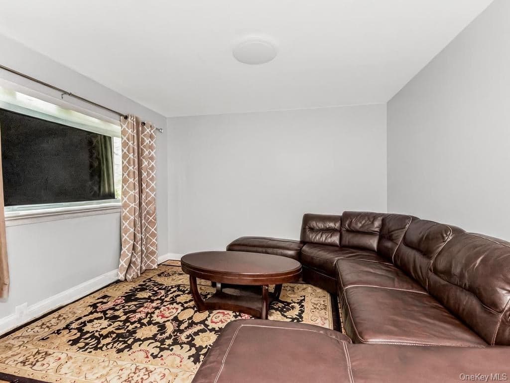 25612 147th Avenue thumbnail 5