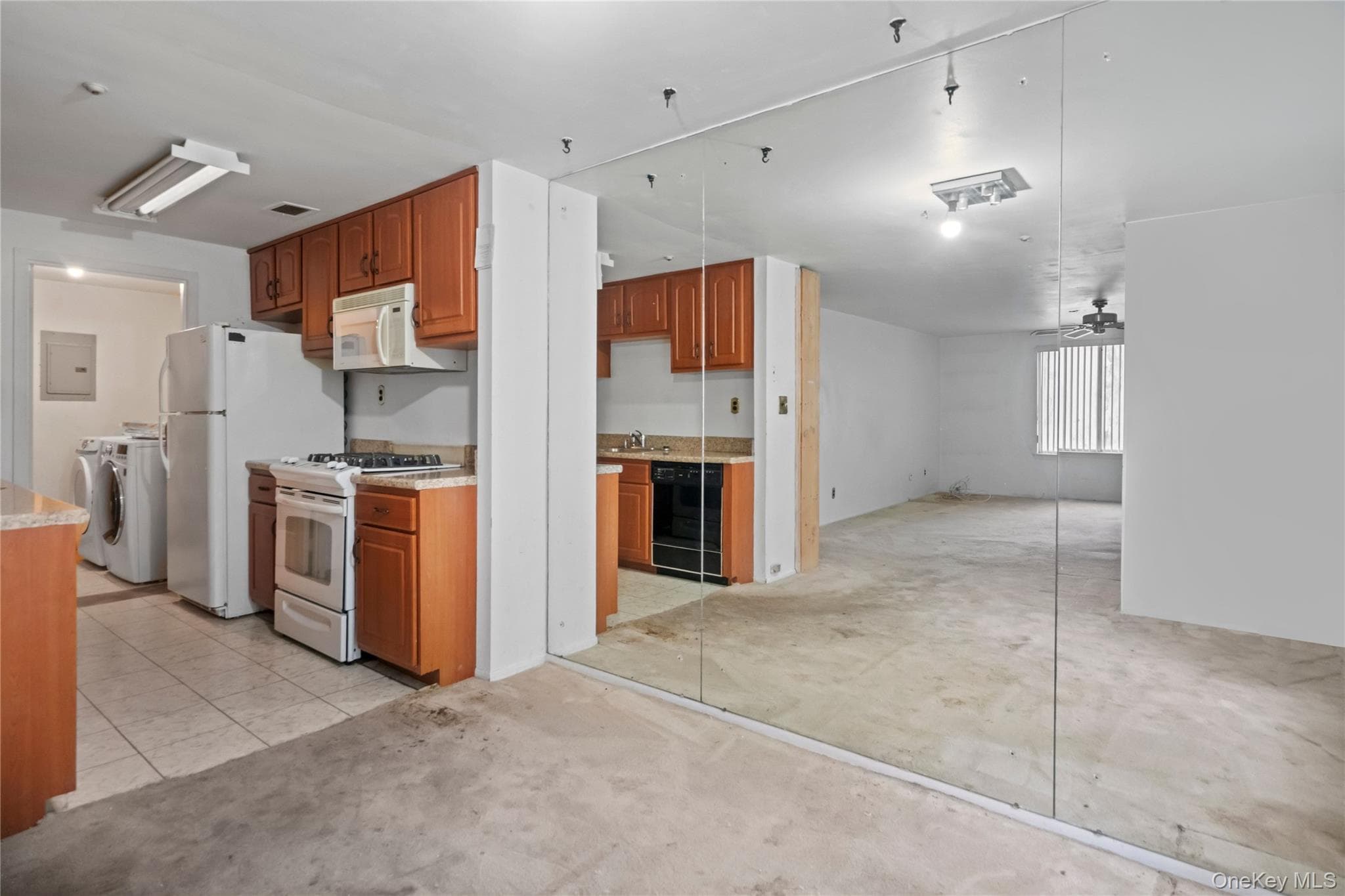 221 Sagamore Hills Drive Unit: 221 thumbnail 10