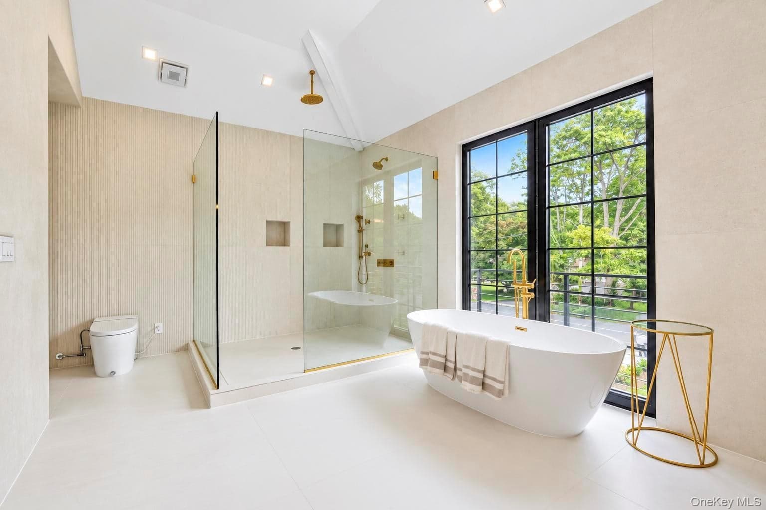 1073 Westminster Avenue thumbnail 22