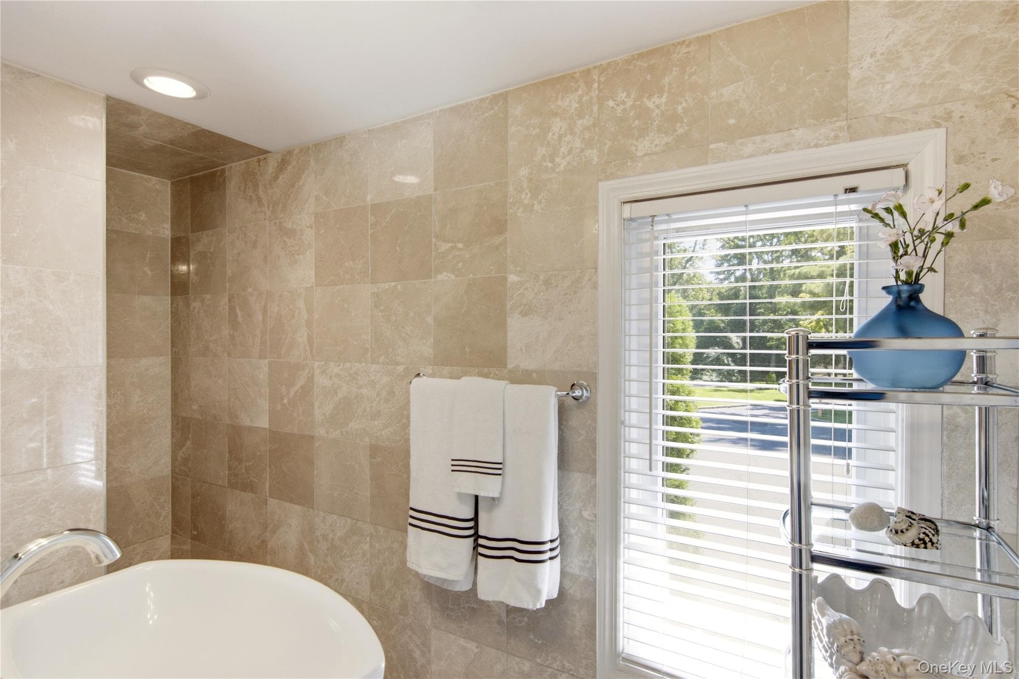 36 Arbutus Road thumbnail 25