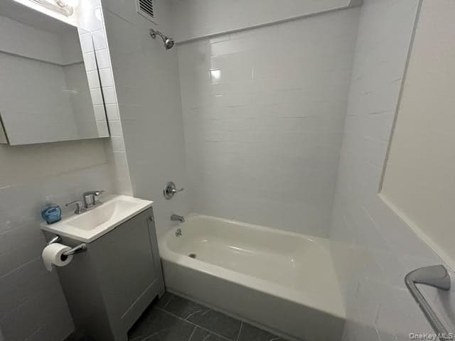 671 Bronx River Road Unit: 6G thumbnail 10