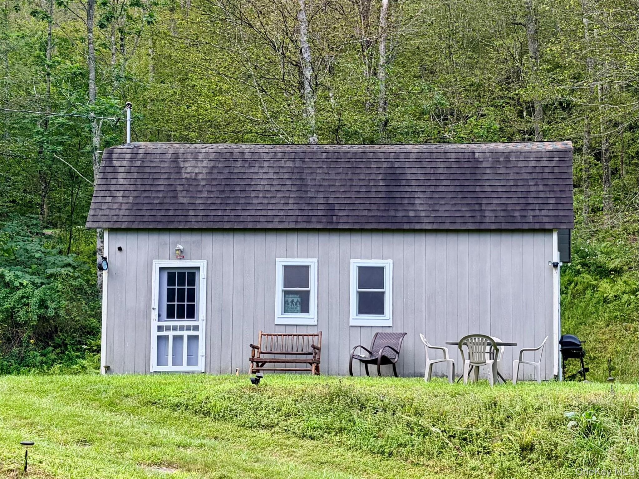 494 Doyle Road thumbnail 2