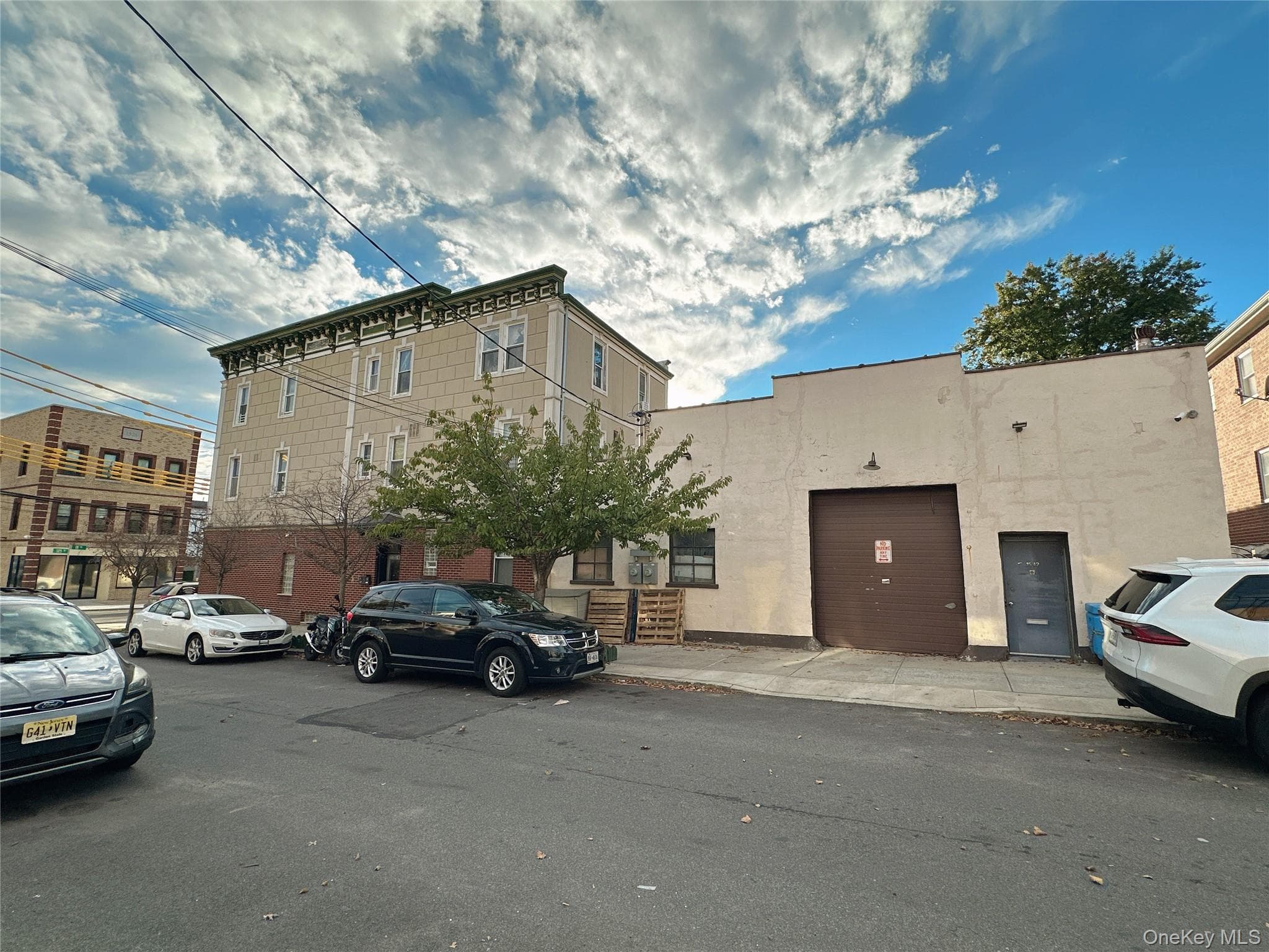 15-46 125th Street thumbnail 3