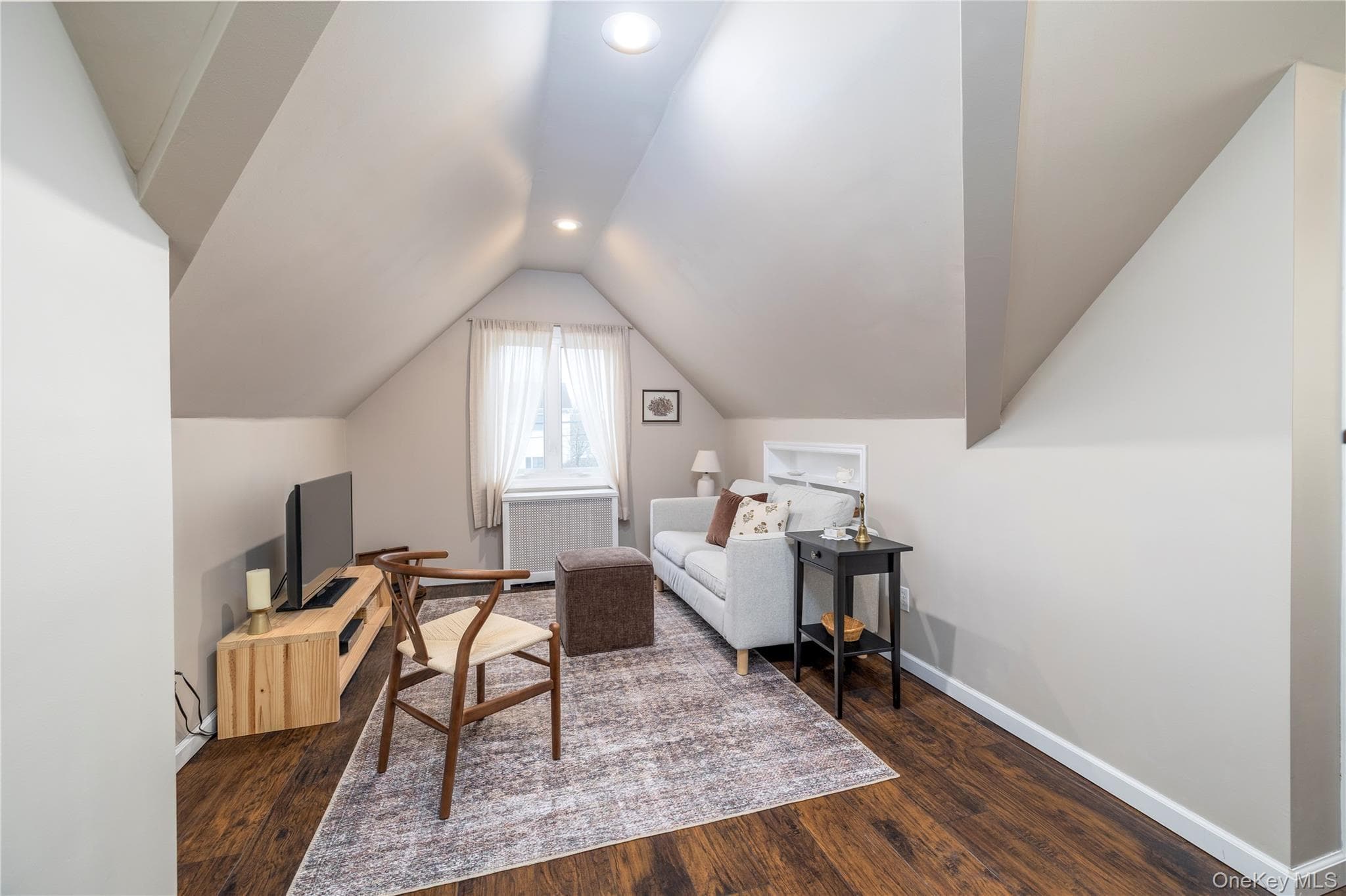 934 Hancock Avenue thumbnail 15