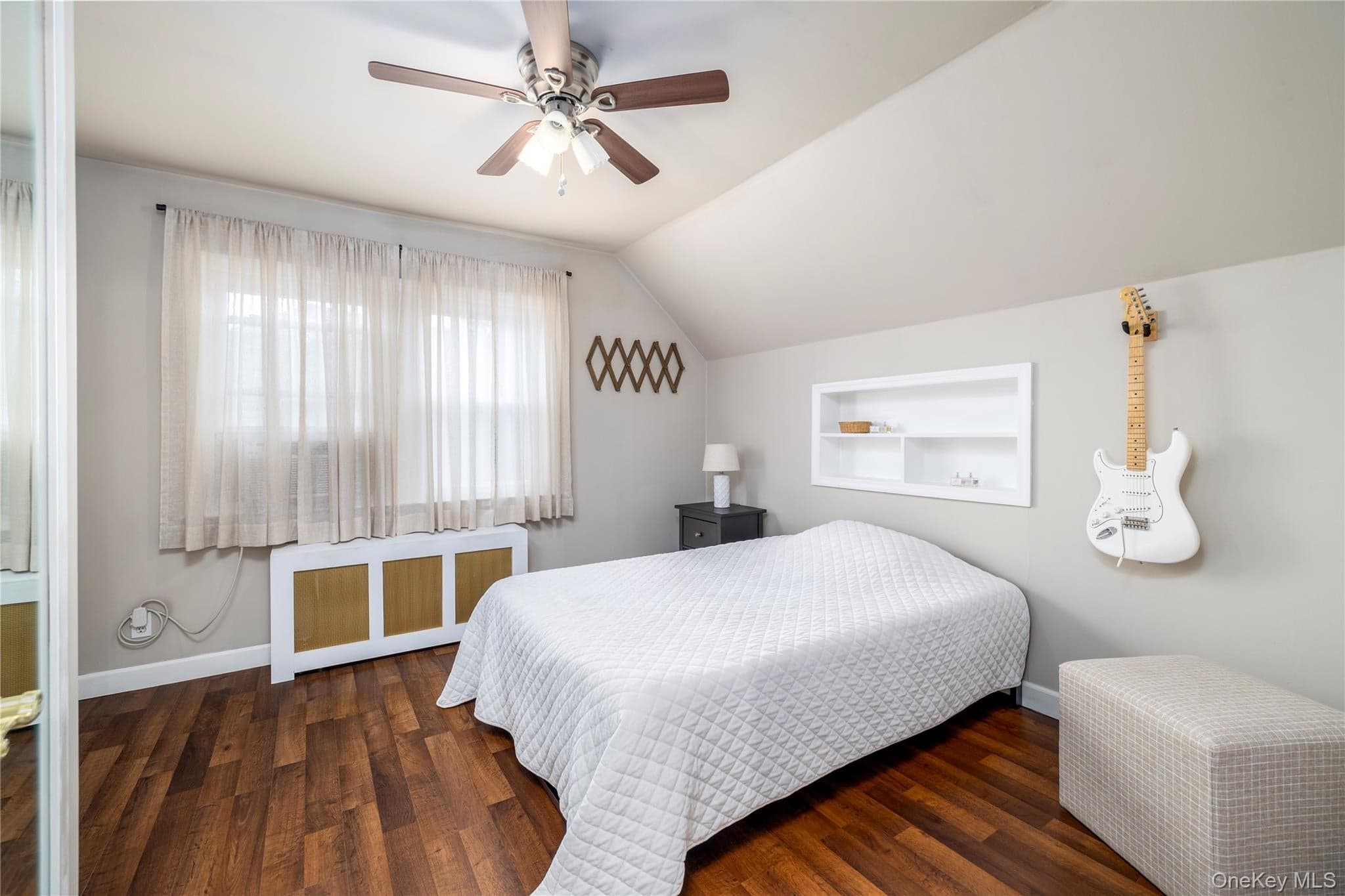 934 Hancock Avenue thumbnail 17