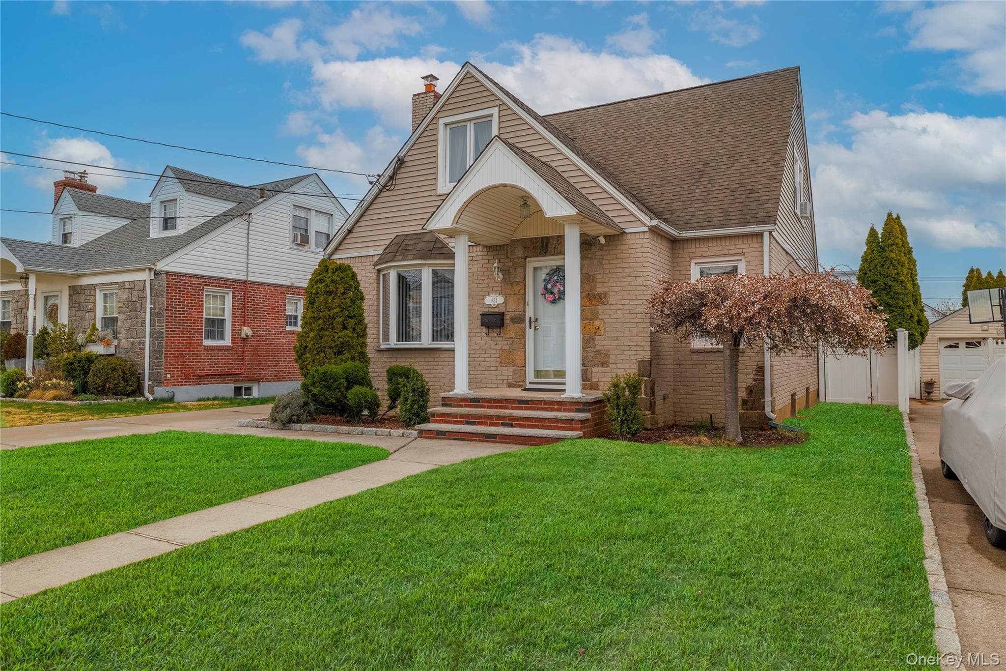 934 Hancock Avenue thumbnail 2