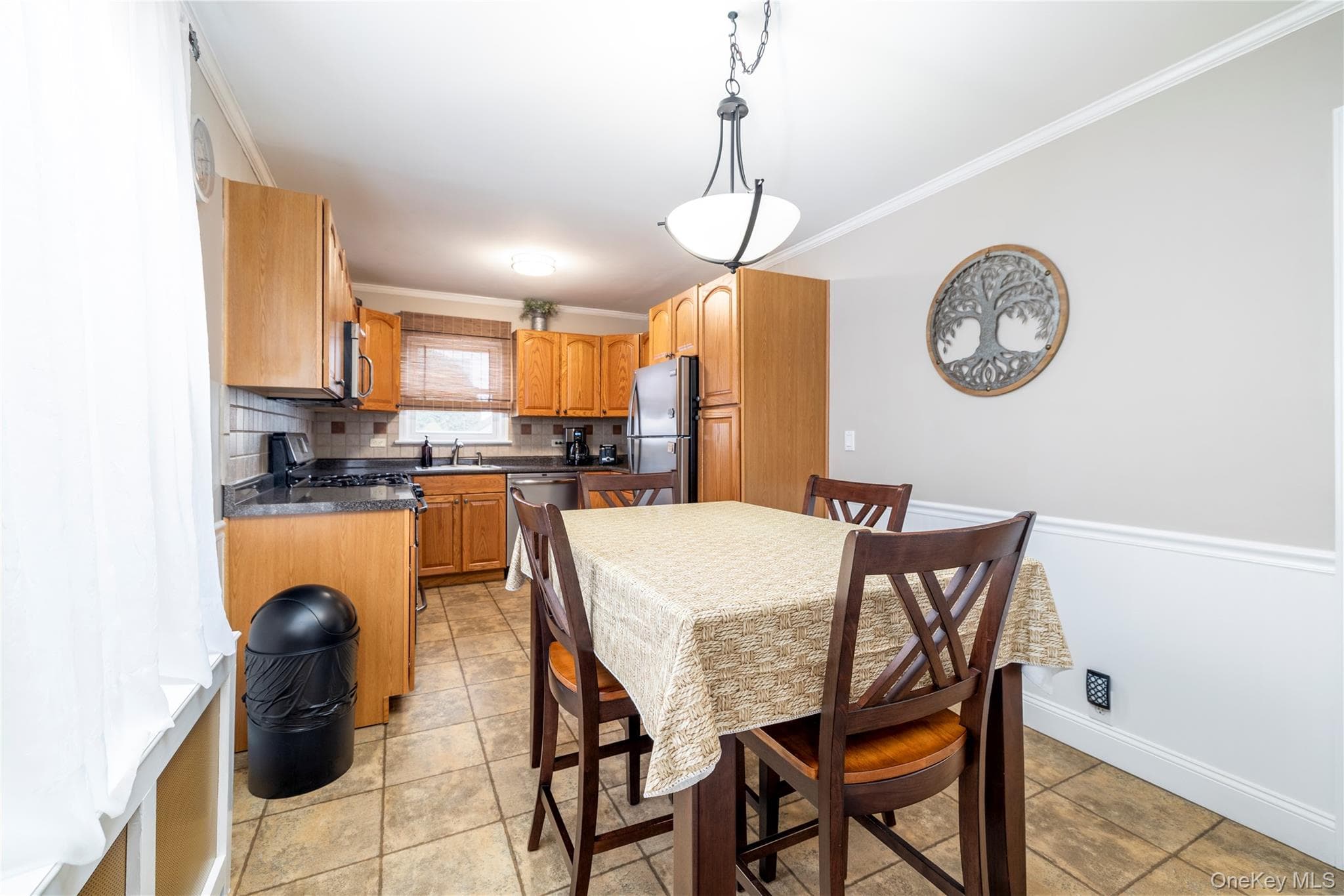 934 Hancock Avenue thumbnail 13