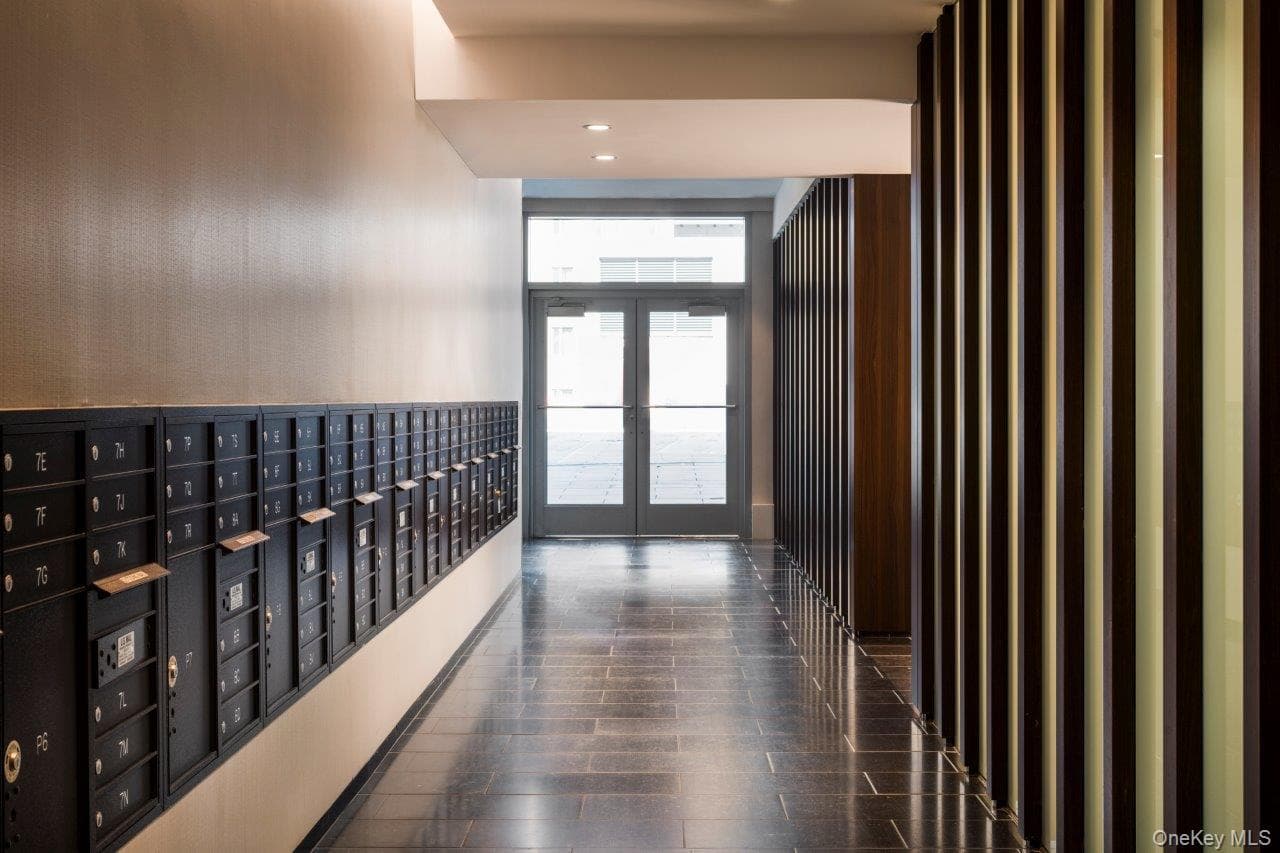13327 39th Avenue Unit: 6D thumbnail 11