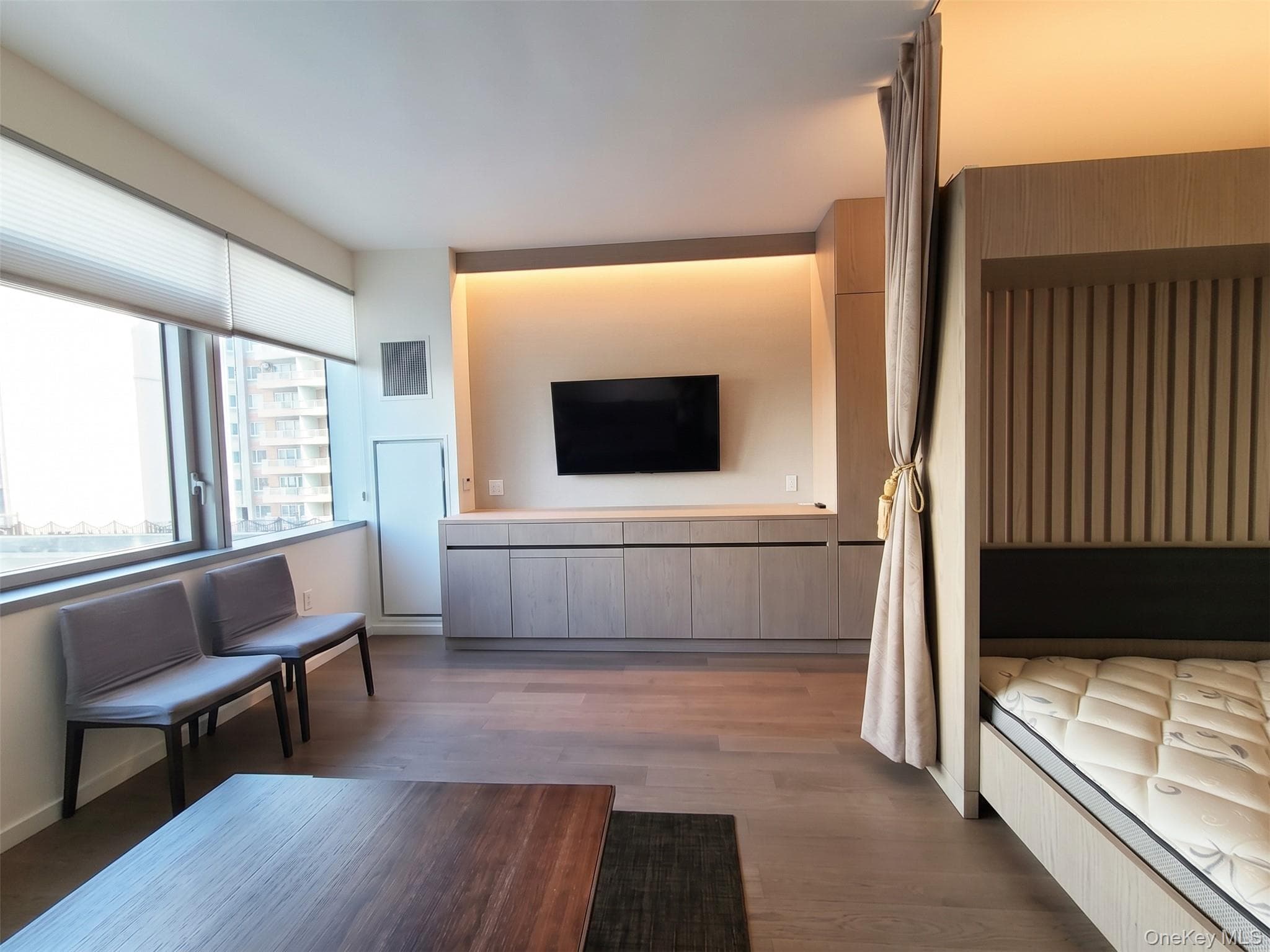 13327 39th Avenue Unit: 6D thumbnail 4