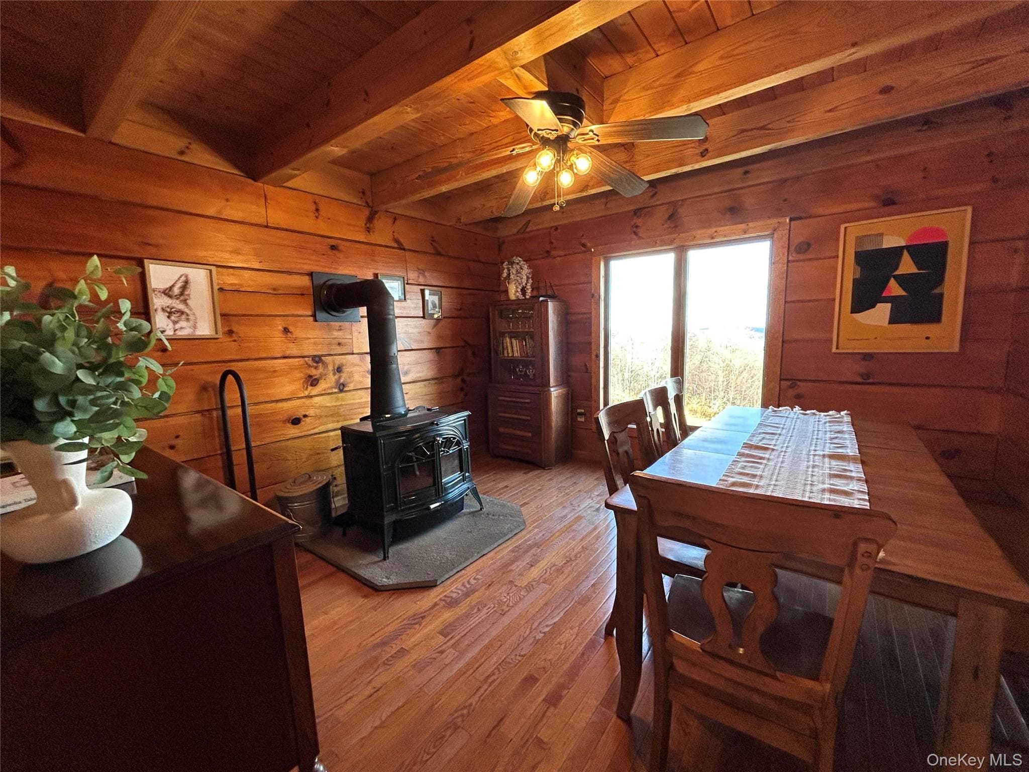 670 Marys Way thumbnail 24
