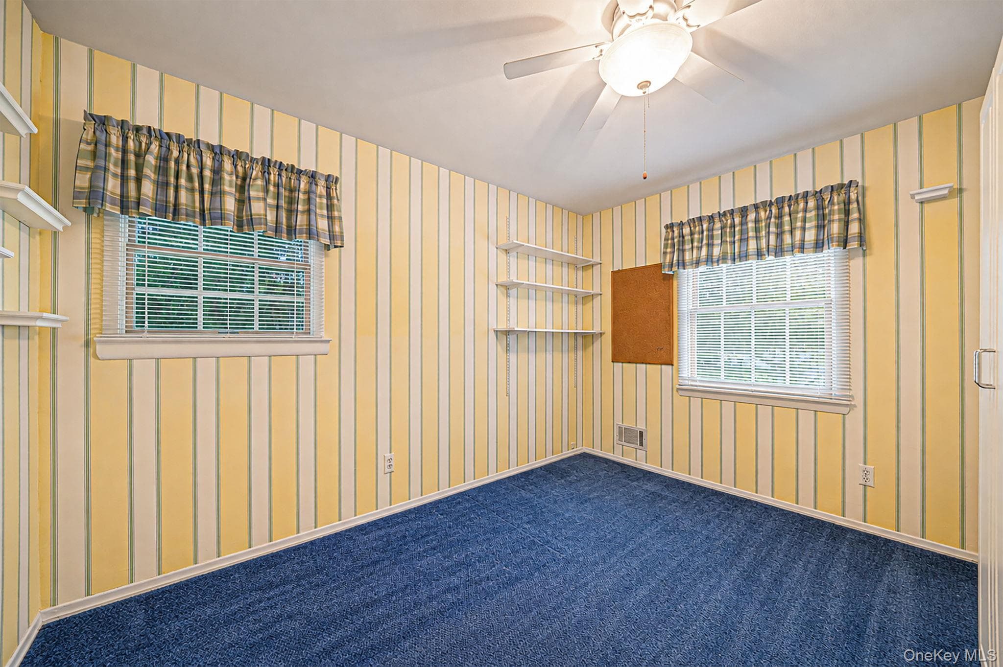 212 Cedrus Avenue thumbnail 17